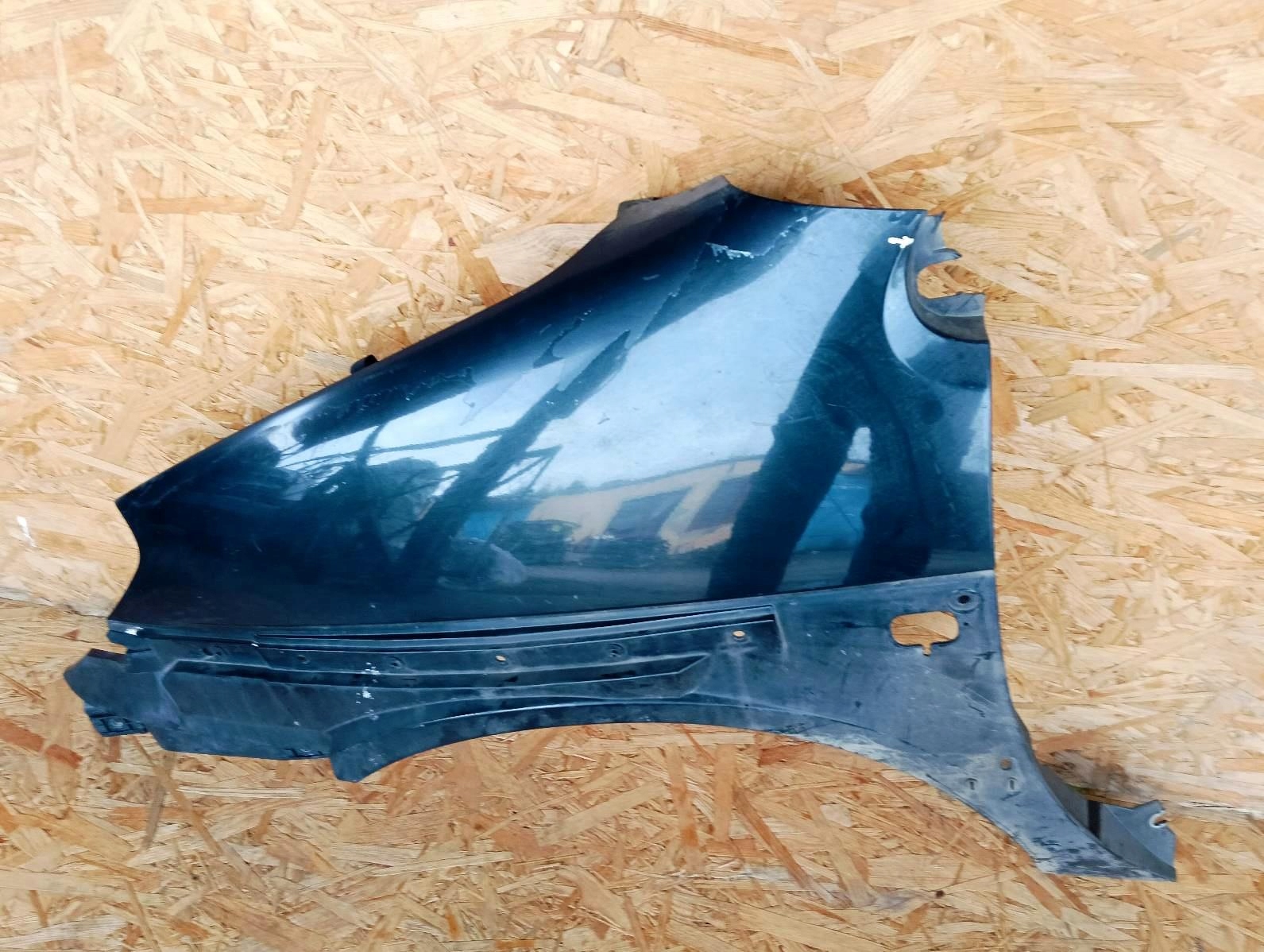 fender left front Renault SCENIC II RX4 NV903