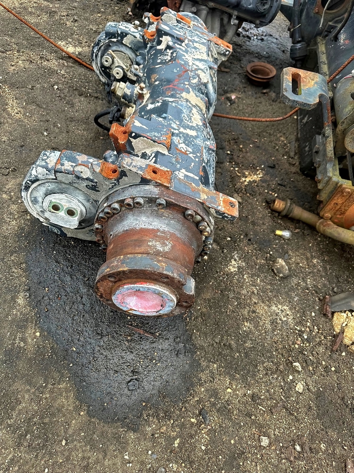 części wózek widłowy LINDE przedni napęd H16 H18 Producent części Linde