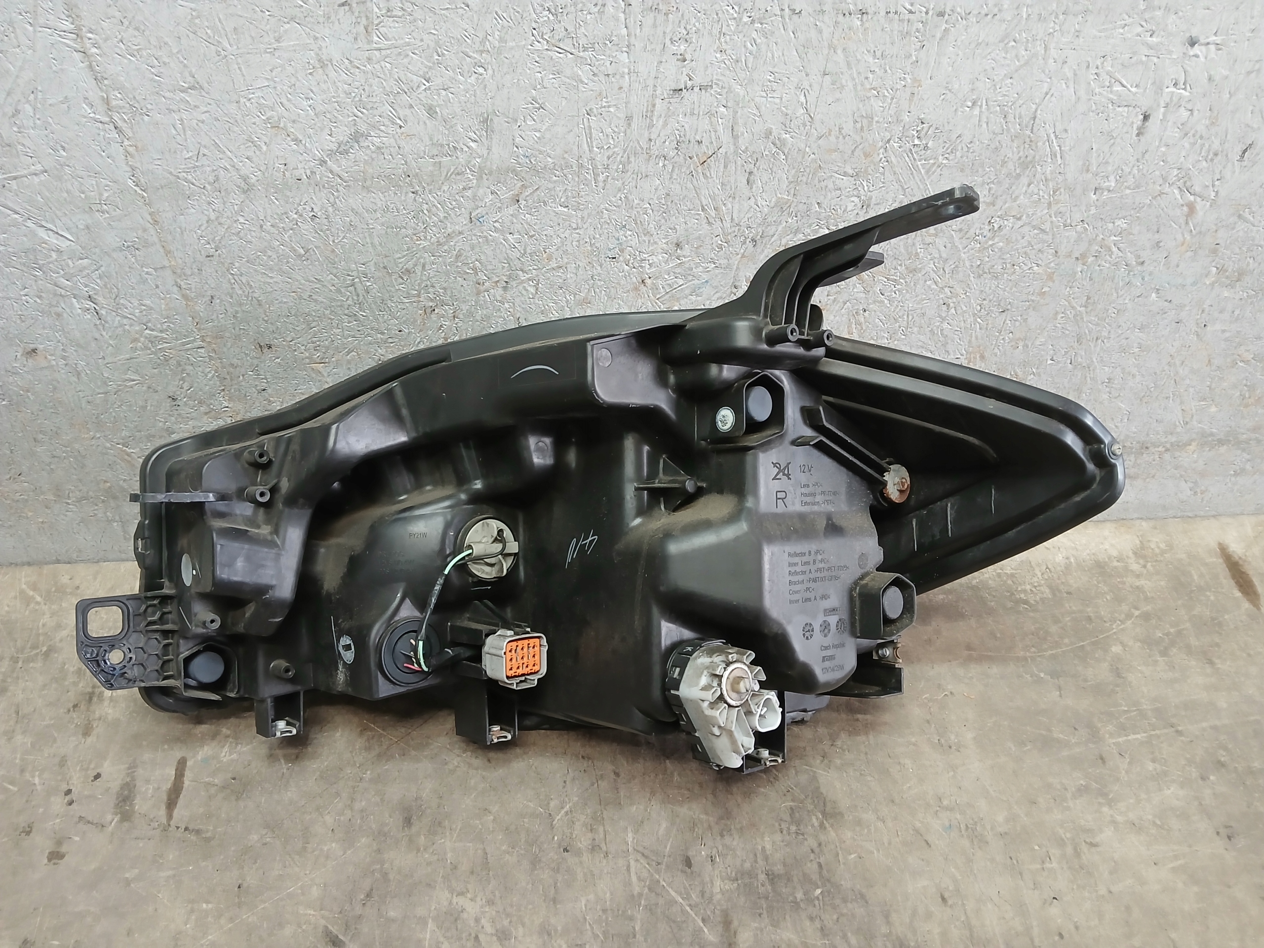 light front right SUZUKI SX4 S-CROSS S CROSS FULL LED LIFT