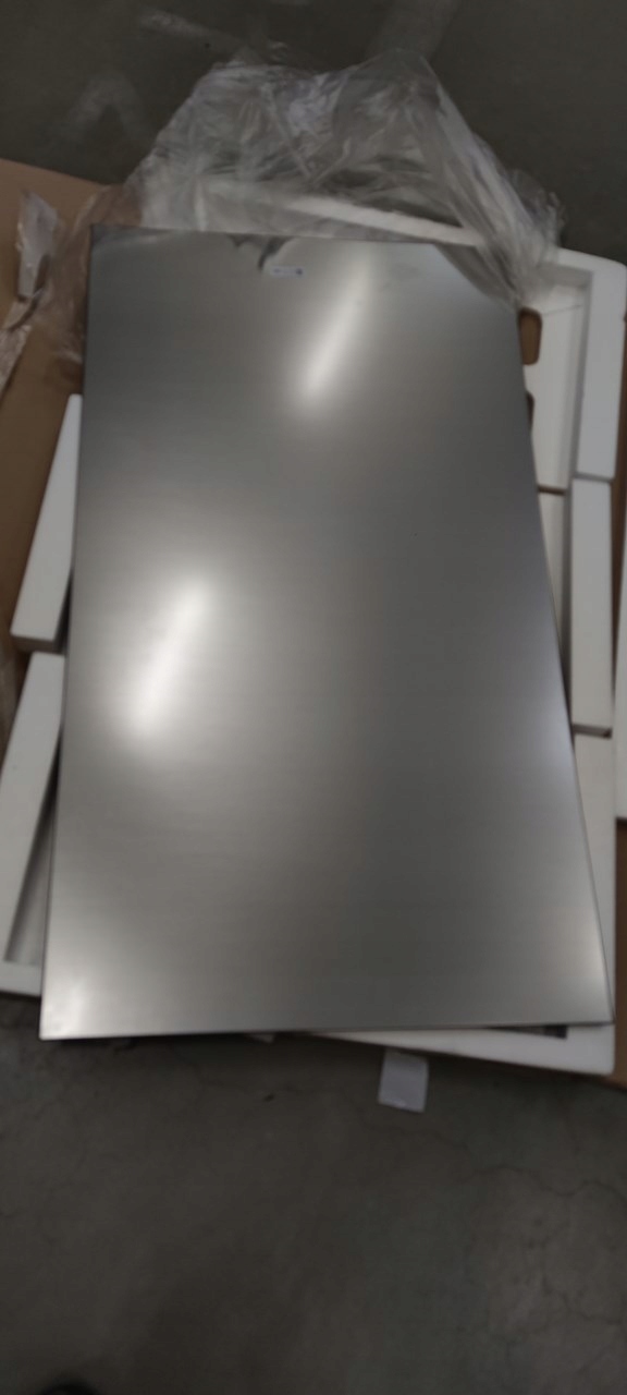 SAMSUNG Górny panel lodówka Bespoke 1.85m uszkodzony Model RA-B23EUUS9GG