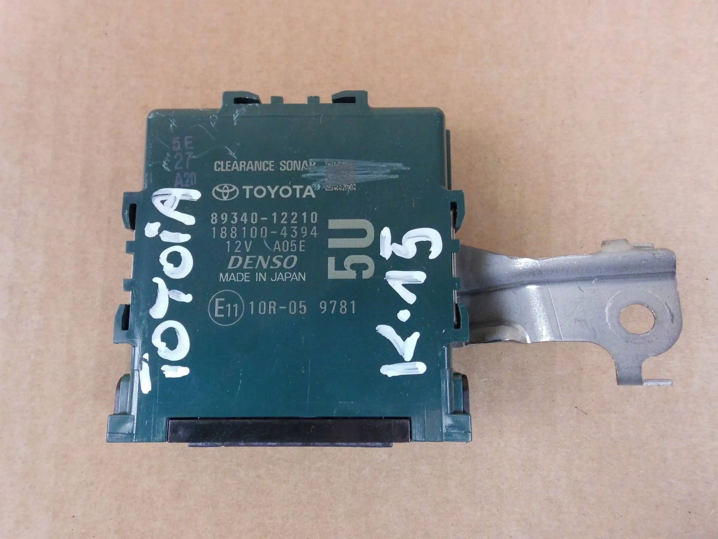 Toyota Corolla E21 module control unit PDC SONAR 8934012210