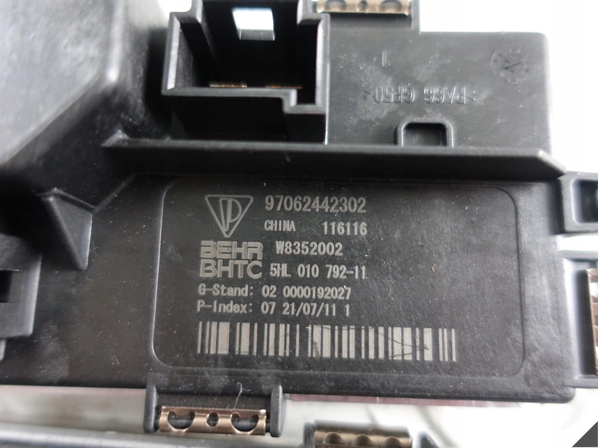 PORSCHE heater fan resistor control unit 97062442302