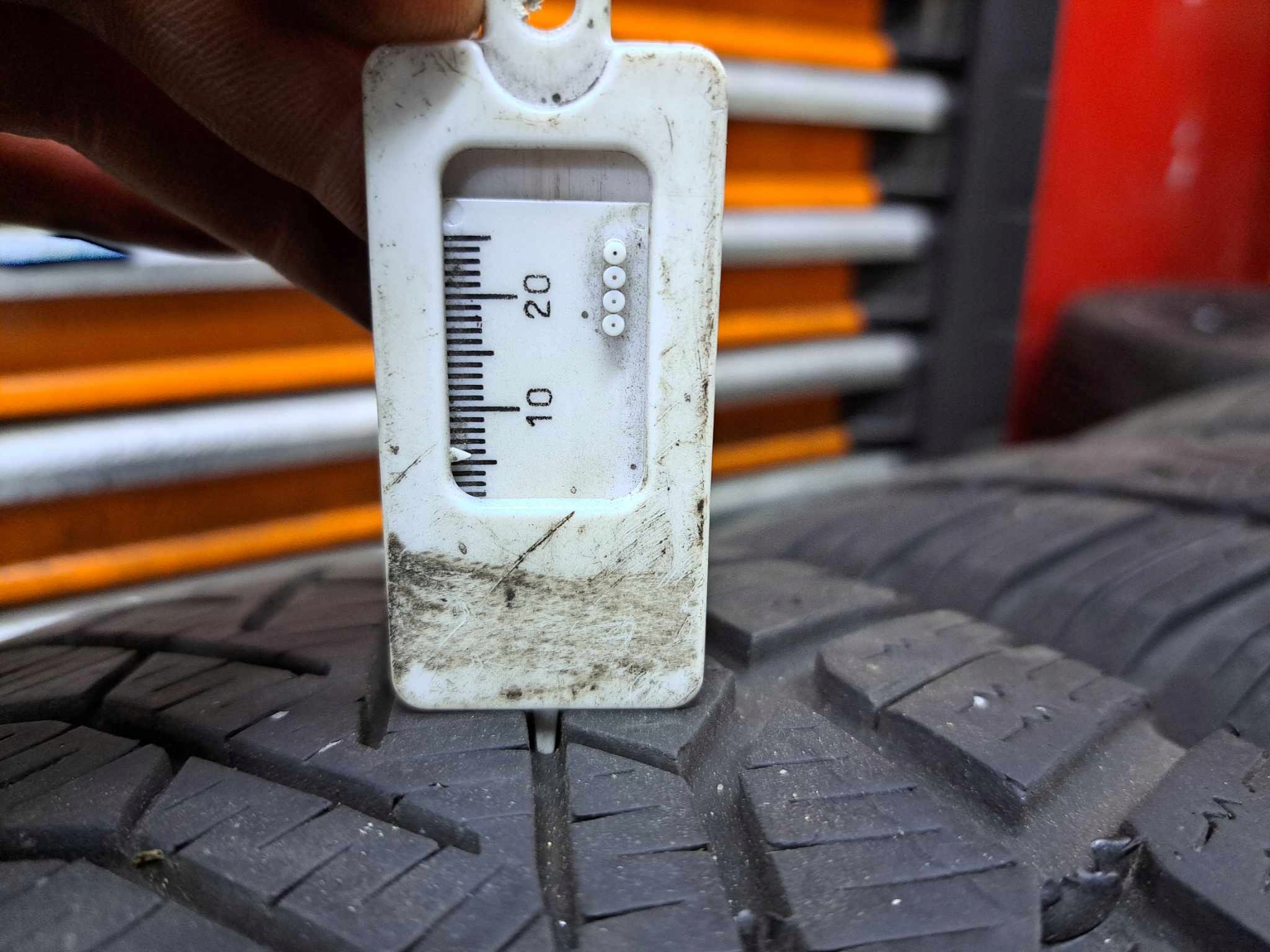 205/60R16 92H Semperit Speed- Grip 2 CENA ZA KOMPLET Indeks prędkości H do 210 km/h