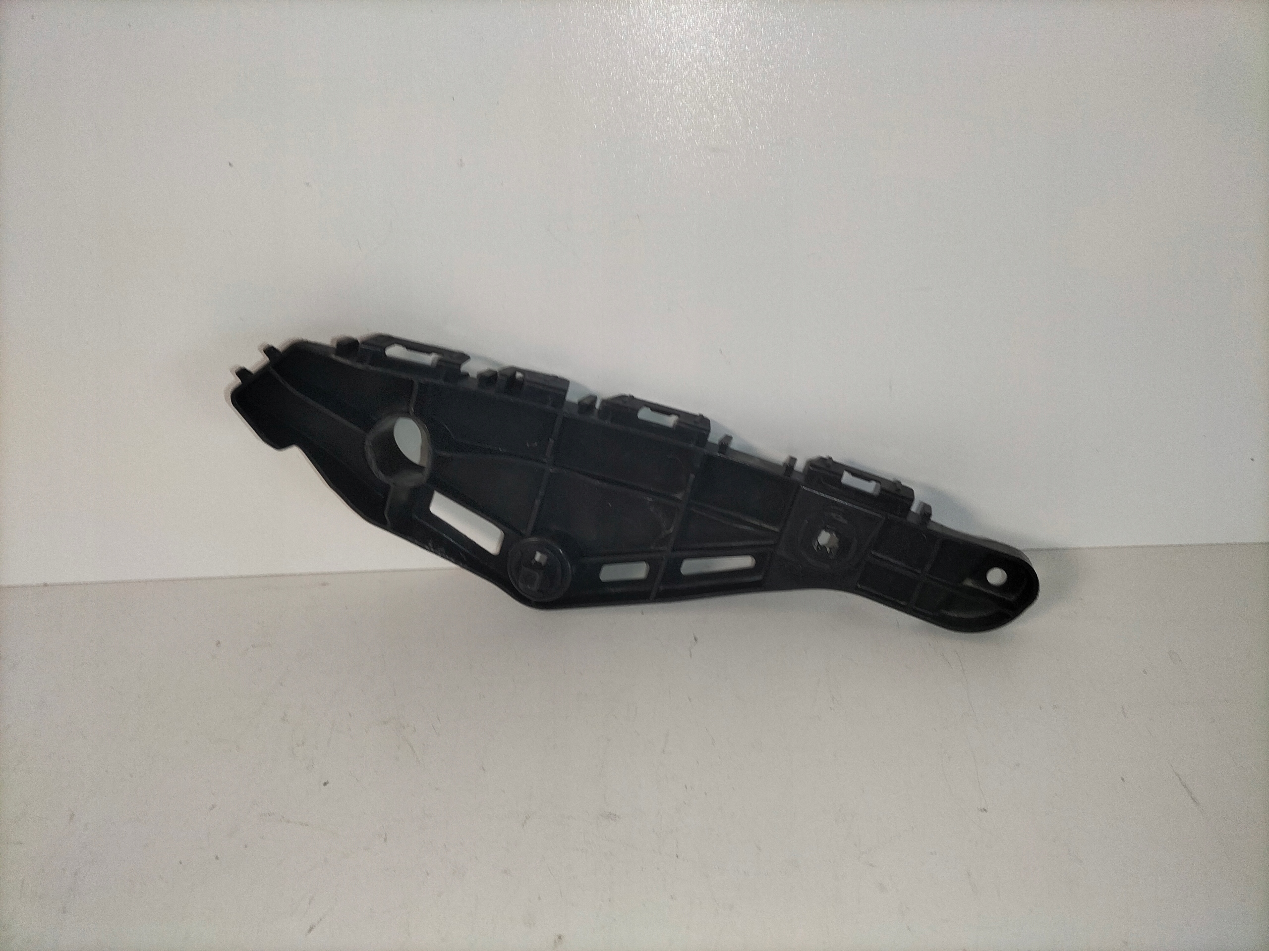 support holder of a bumper front right LEXUS RX IV 15