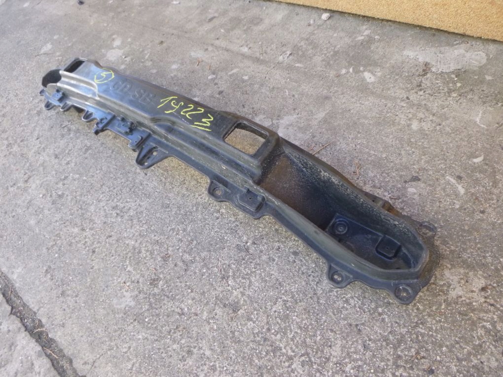 KIA CEED III 3 KOMBI 18- bumper support rear