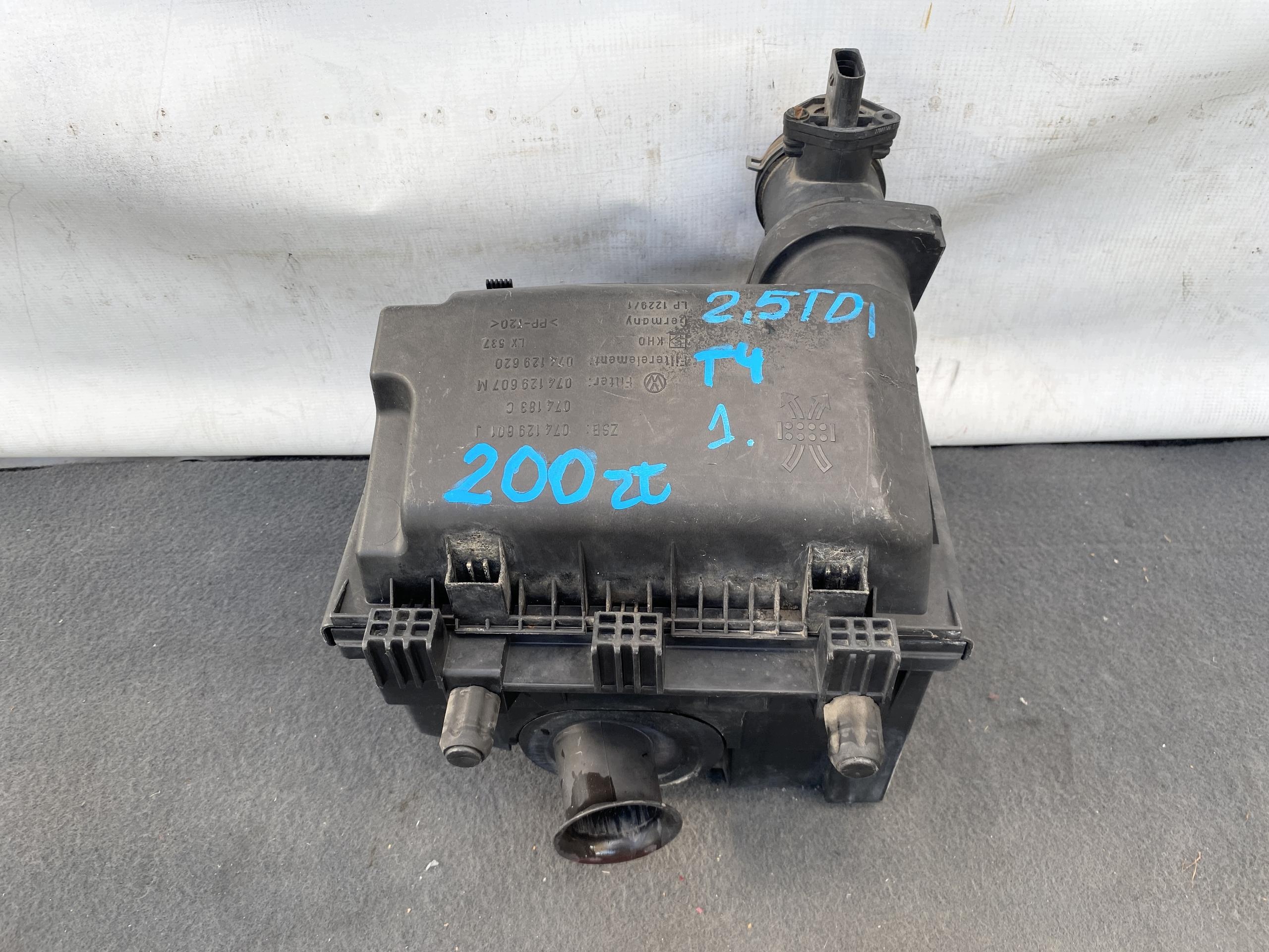 VW TRANSPORTER T4 96- Gehäuse filter luft 2.5 TDI Original 074129607N