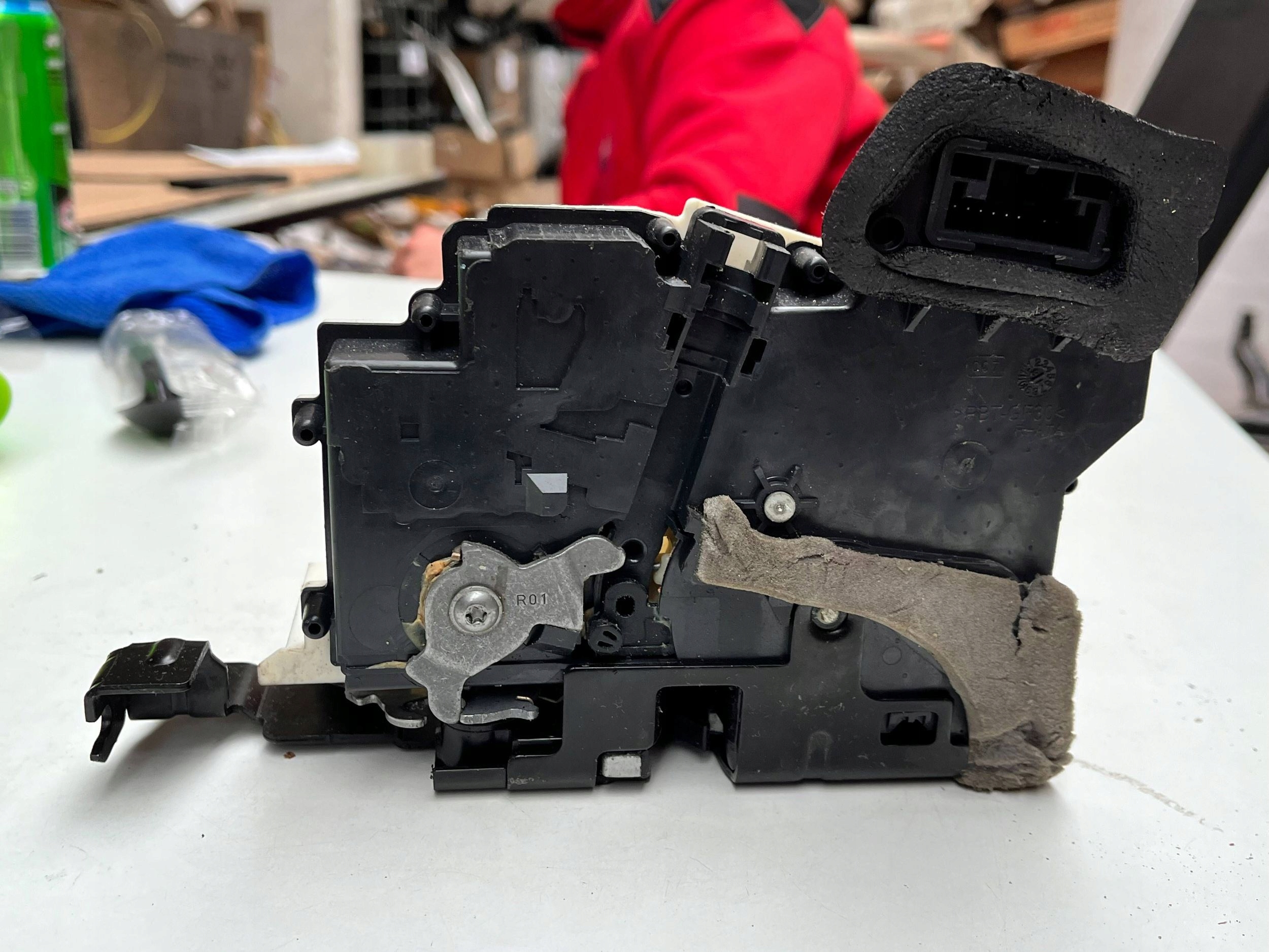 original lock door right front Audi RS Q8 4K1837016K !J