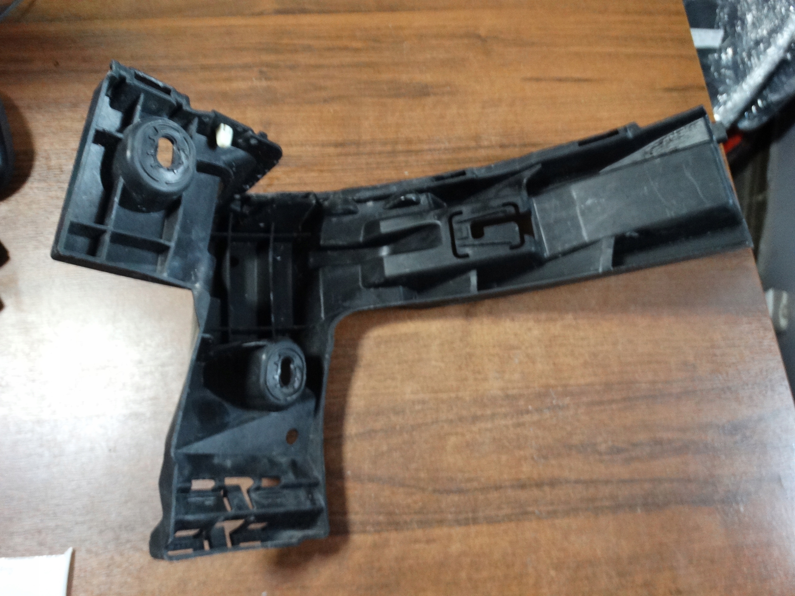 IDEALNY bumper bracket rear left PORSCHE CAYENNE 9Y 1