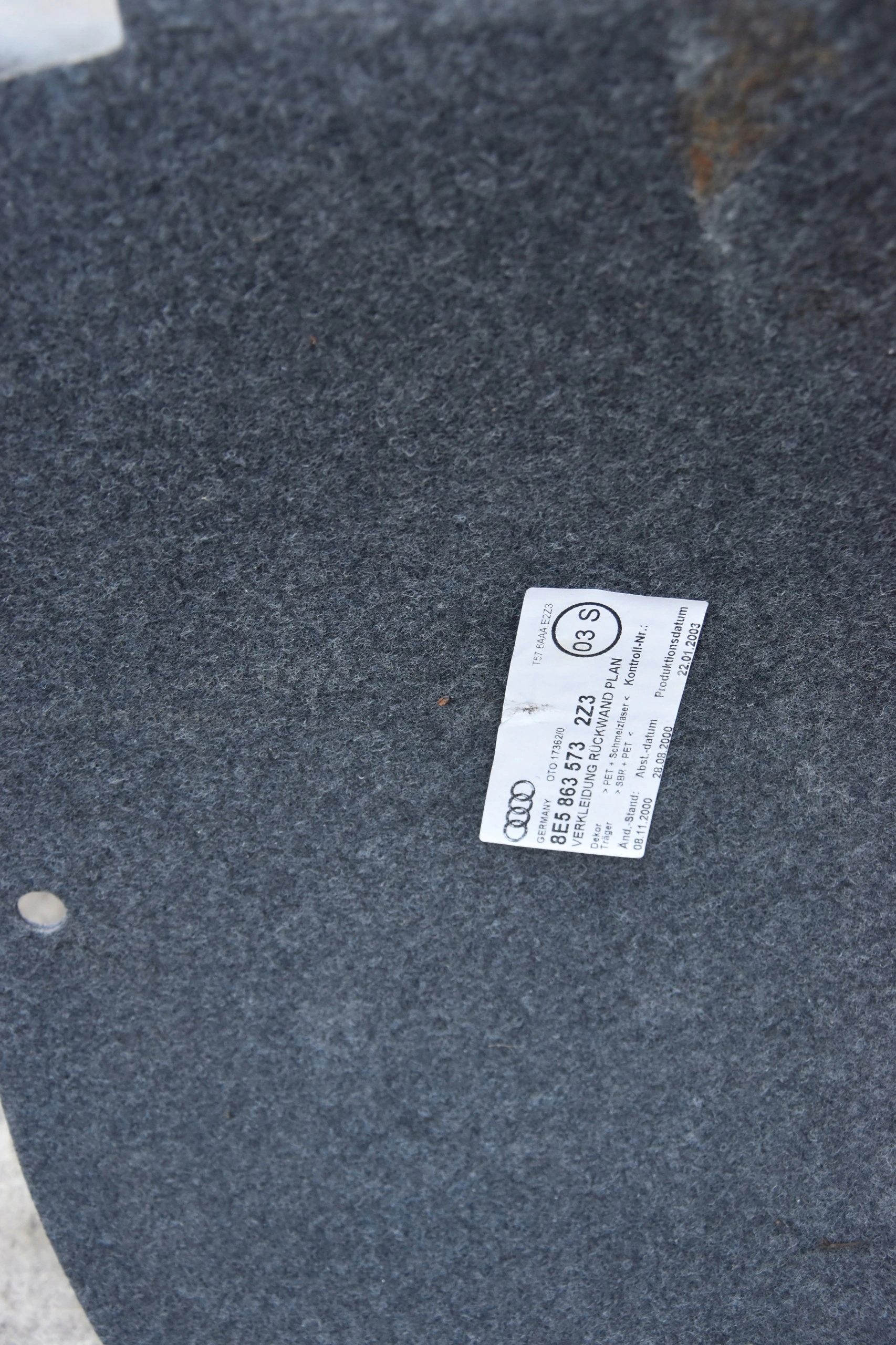 mats boot AUDI A4 B6 8E5863573