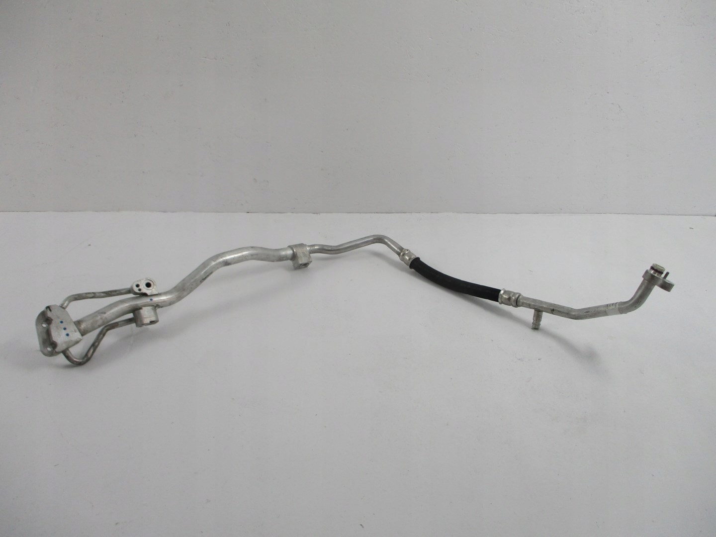 WAZ PRZEWOD KLIMATYZACJI BMW 2 F45 6808604