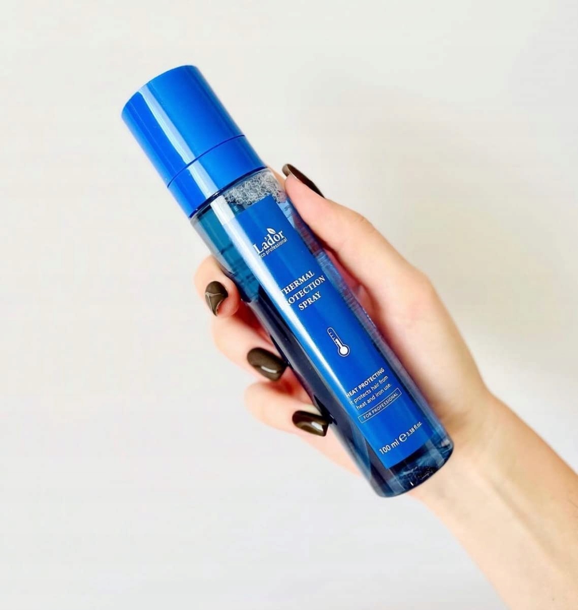 Termoochronna mgielka do wlosow La'dor 100 ml Pojemność 100 ml