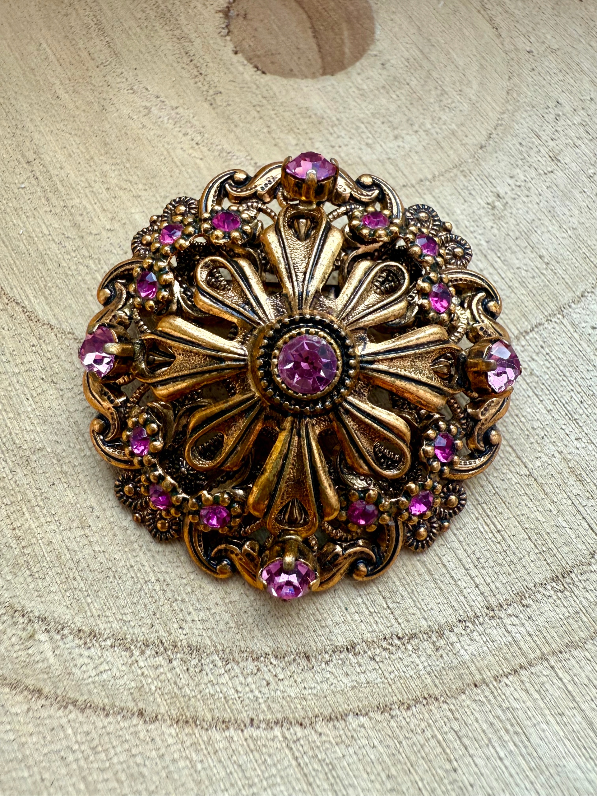 Stara broszka Vintage