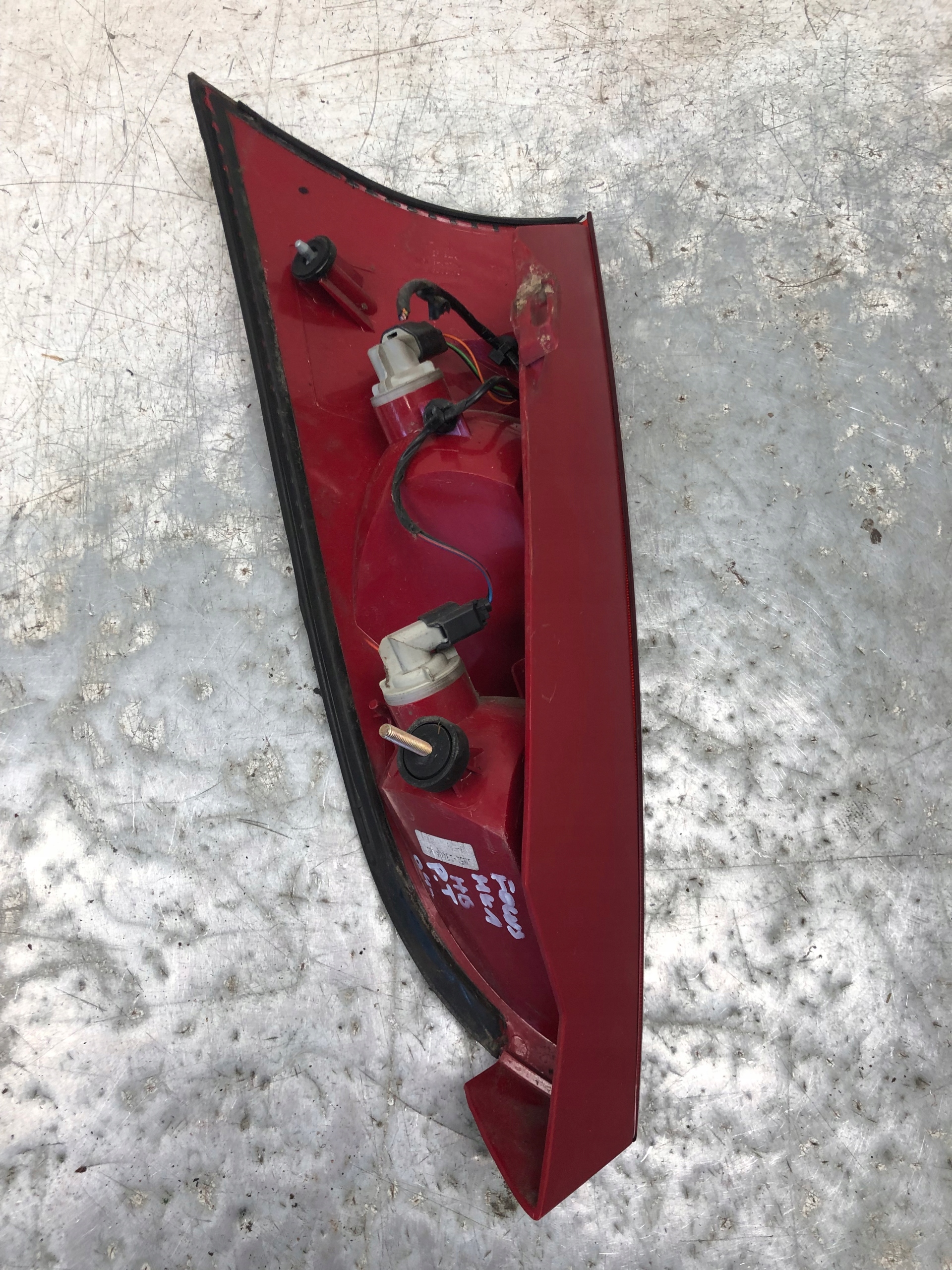 light right rear part FORD FOCUS MK1 HB 1M51-13404-A