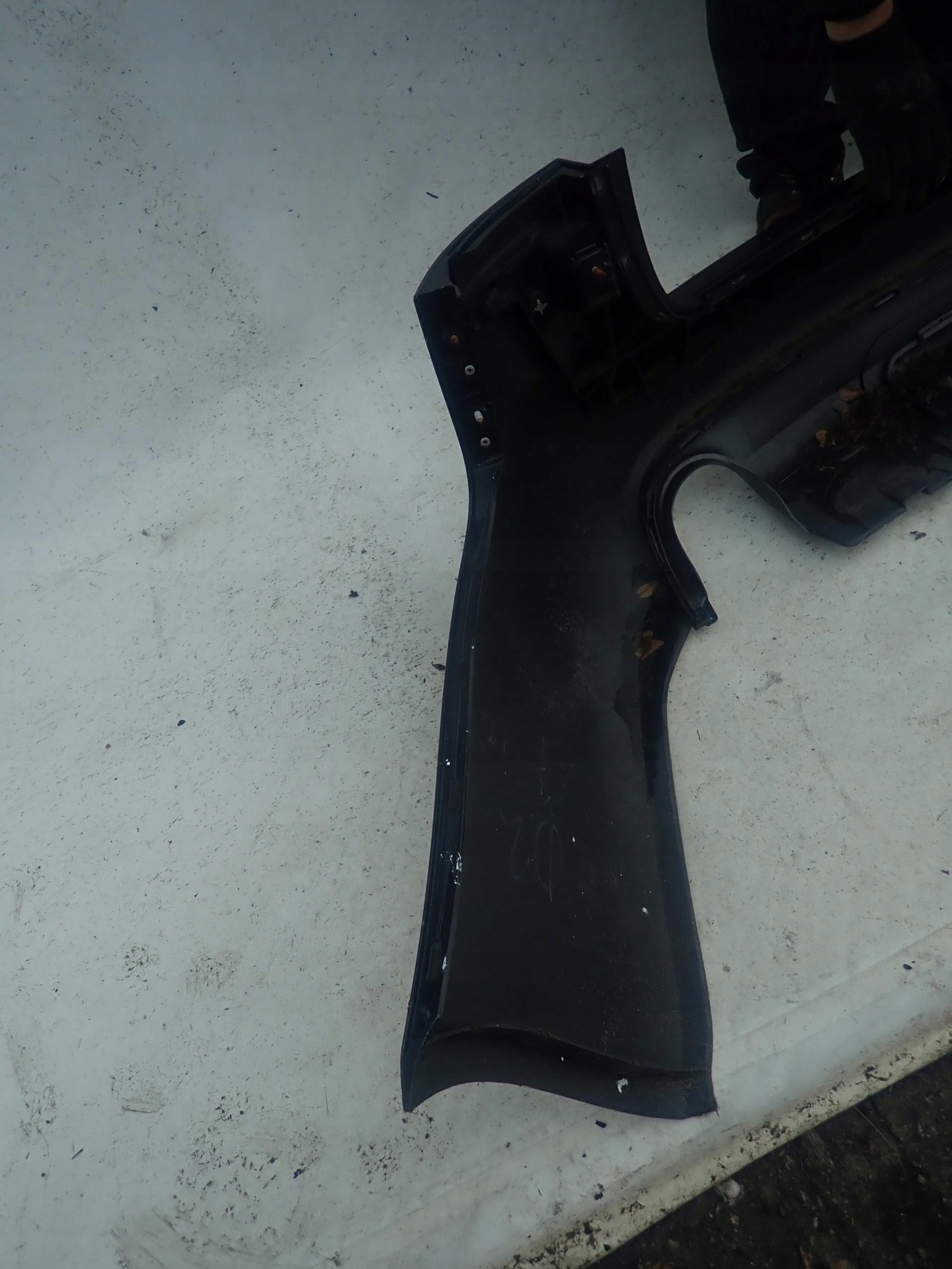 AUDI A6 4F9 04-08 KOMBI S-LINE bumper rear part without PDC