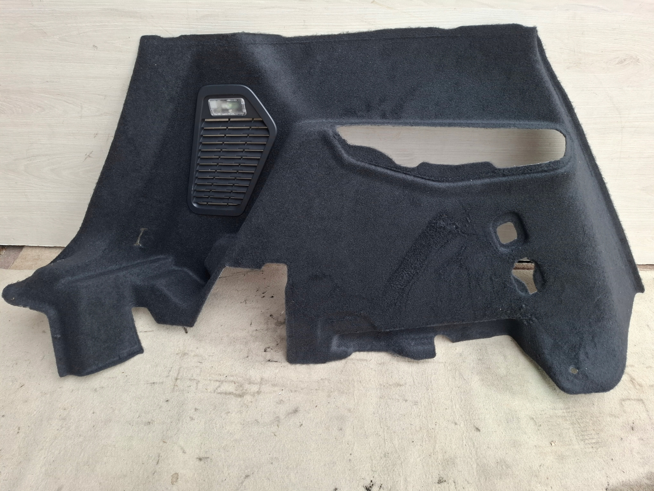 side upholstery boot left rear part PEUGEOT 5008 III 25r