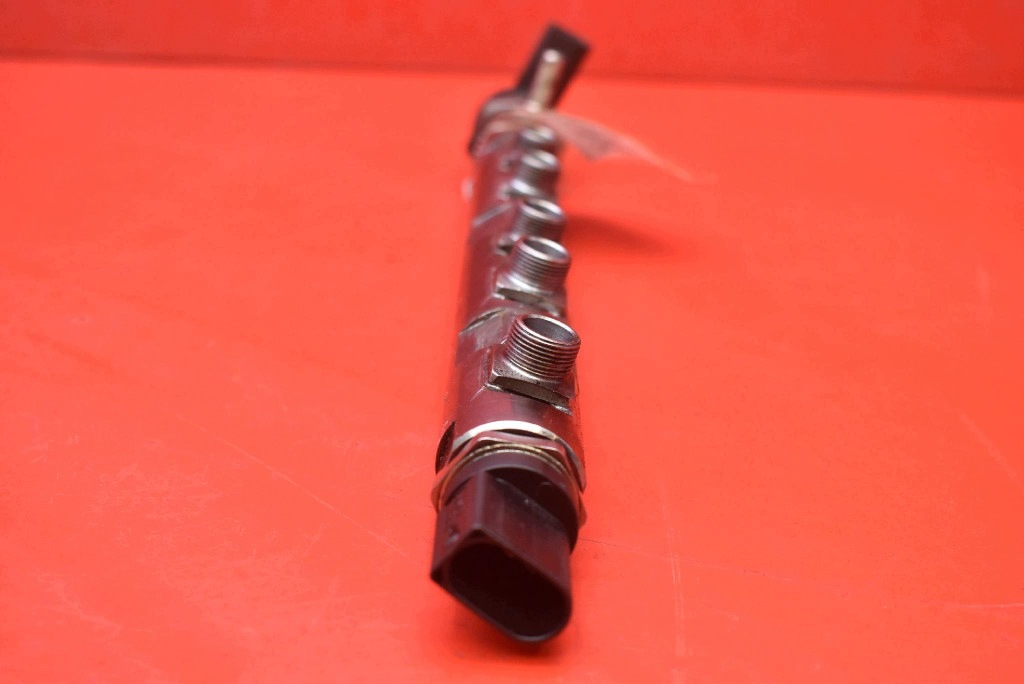 rampe injection 780912701 0445214182 0281002738 BMW E90 E91 2.0 D 143 KM