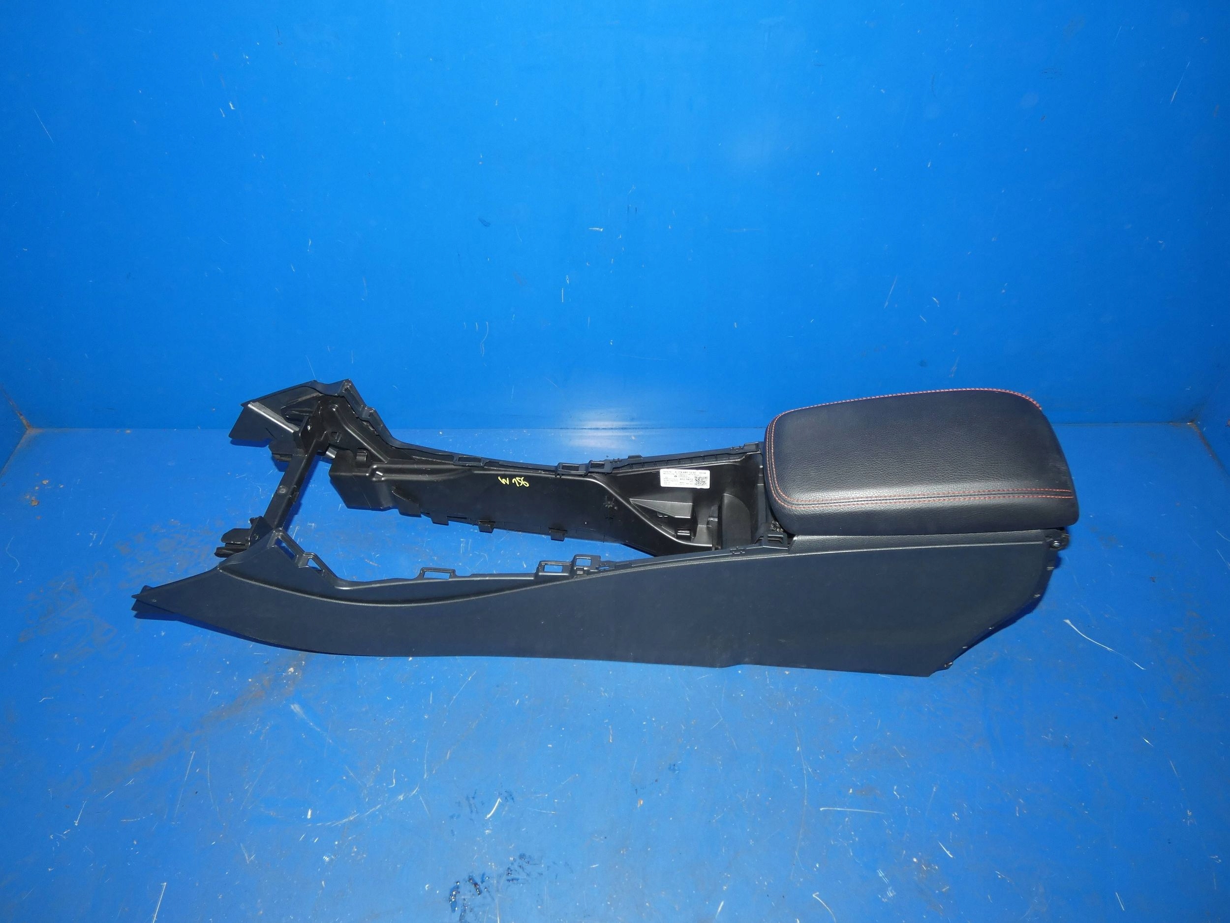 MERCEDES GLA W156 A W176 TUNEL central armrest
