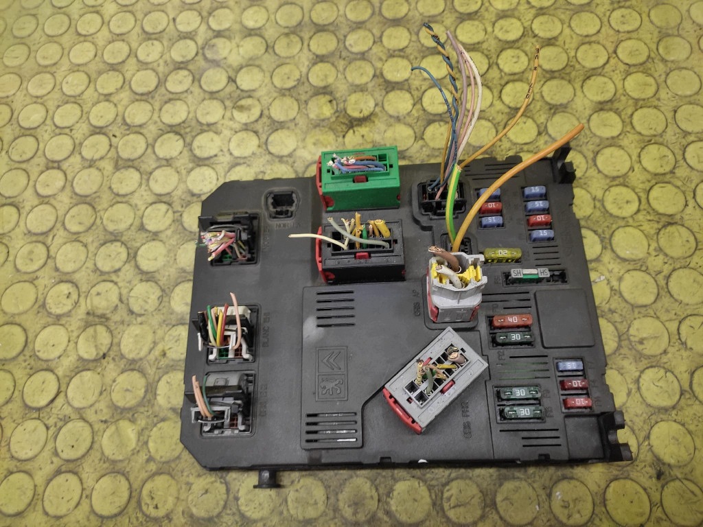 PEUGEOT PARTNER module boîte BSI 9649627780