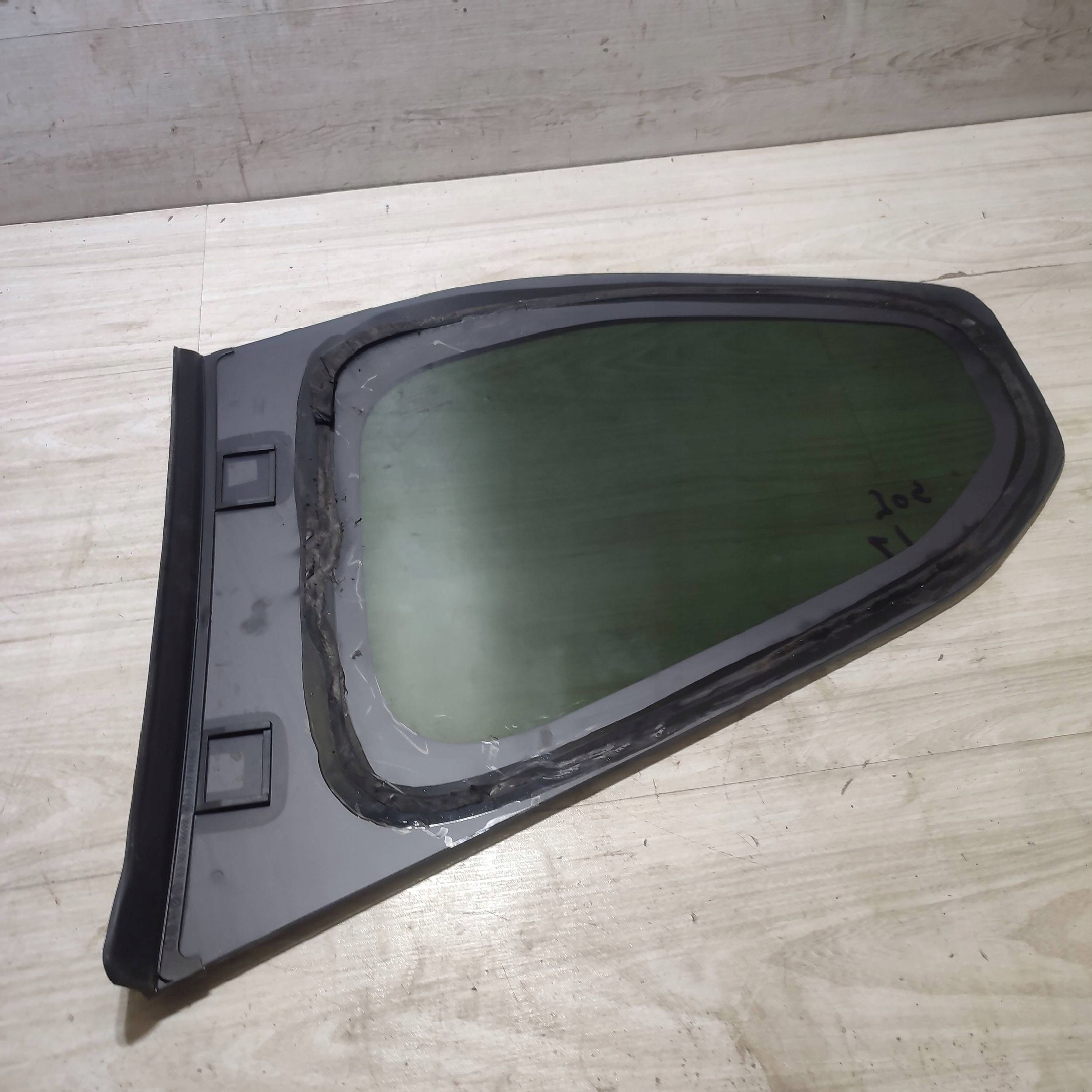 window side rear rear part side left Dacia Jogger 43R010184
