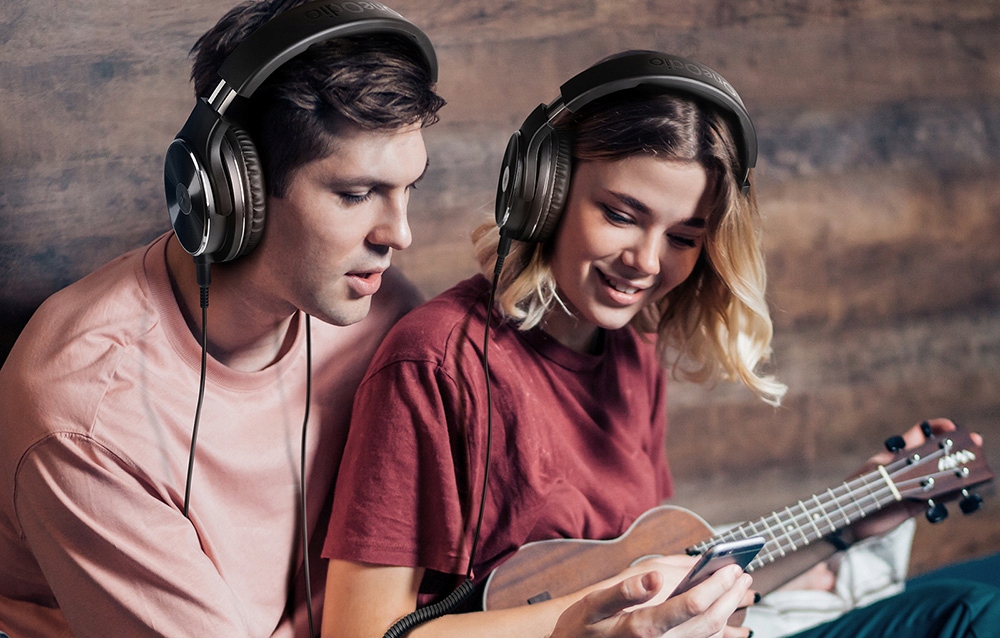 KOMFORTOWE SŁUCHAWKI PRZEWODOWE NA KABEL ONEOIDO STUDIO HIFI Z MIKROFONEM Kod producenta Studio HiFi