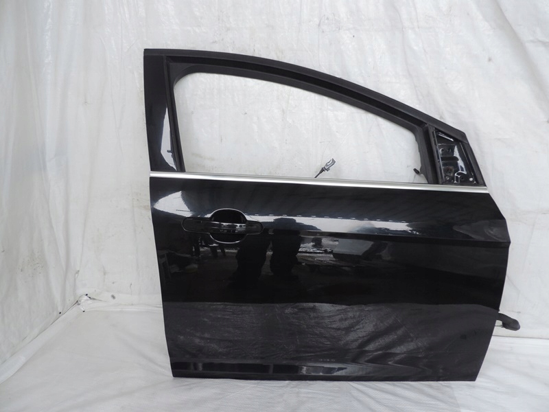 FORD FOCUS MK3 LIFT DRZWI PRAWE PRZÓD KOMPLETNE