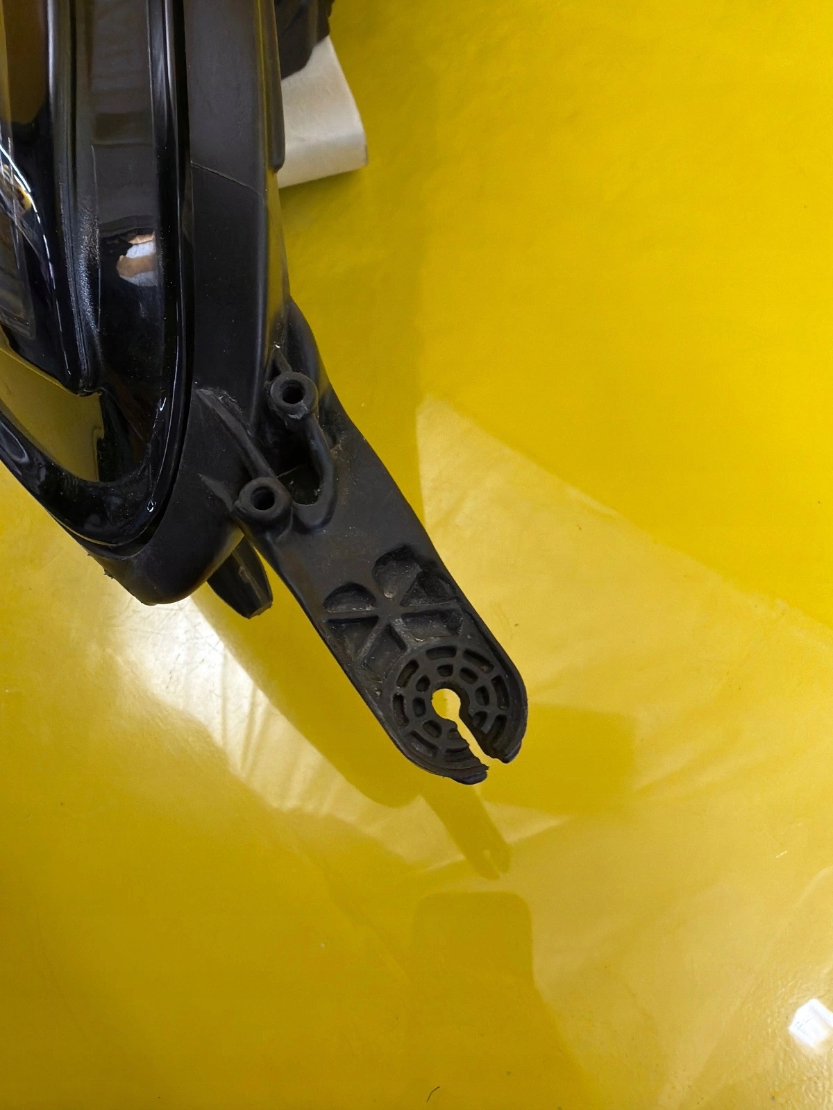 light left front Opel Corsa E 2014-2019 Zwykla 1EF011830-01