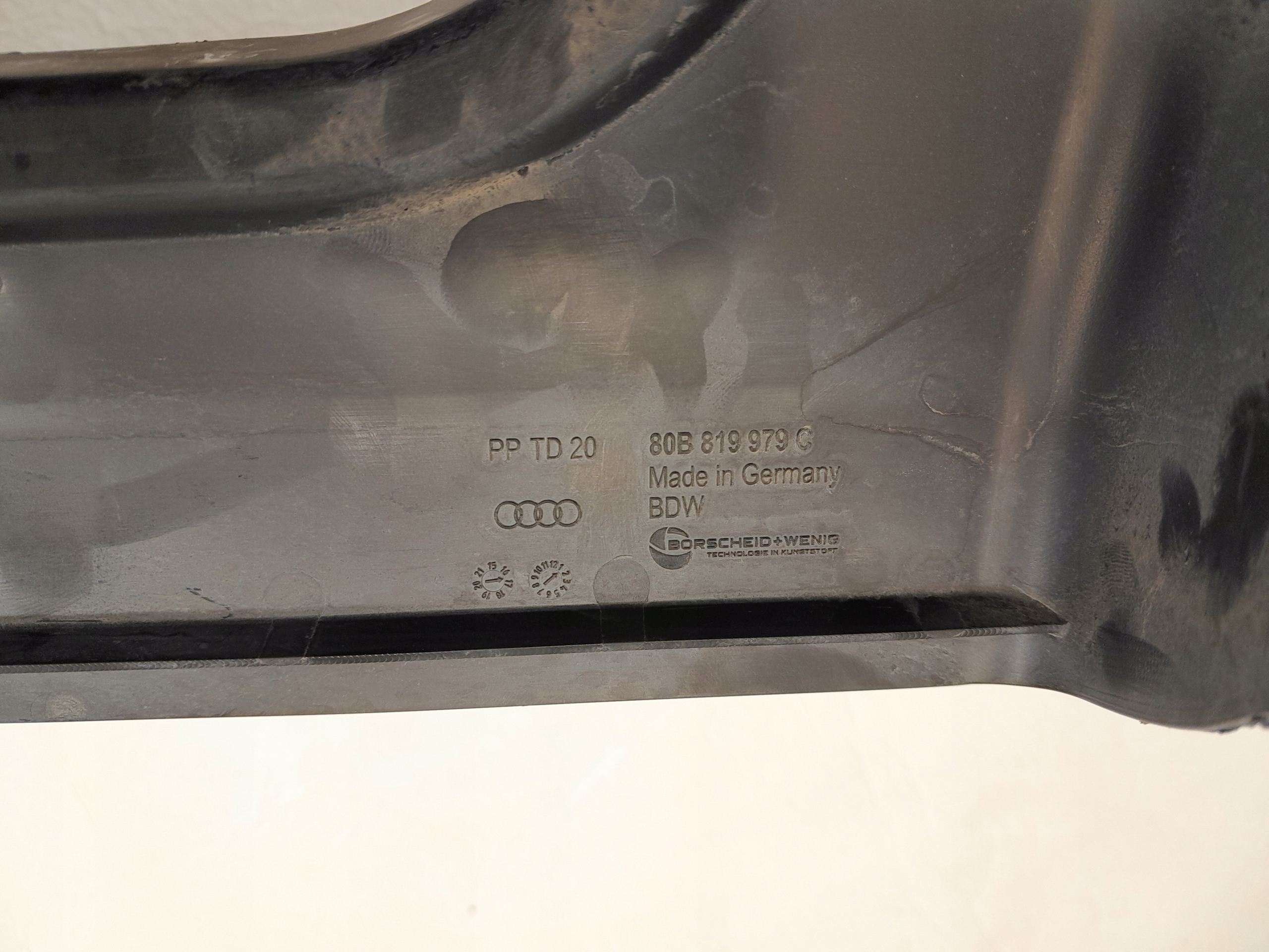 AUDI Q5 II 80A cover under the window 80B819979C
