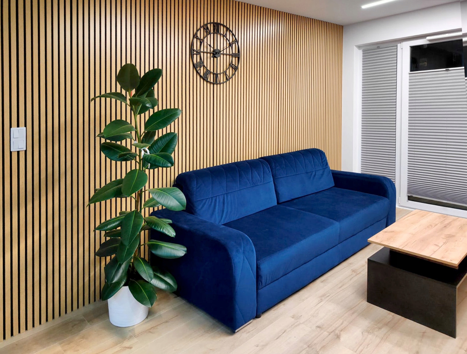 Lamele ścienne akustyczne na filcu MDF - próbnik Gama kolorystyczna czerń odcienie brązu i beżu