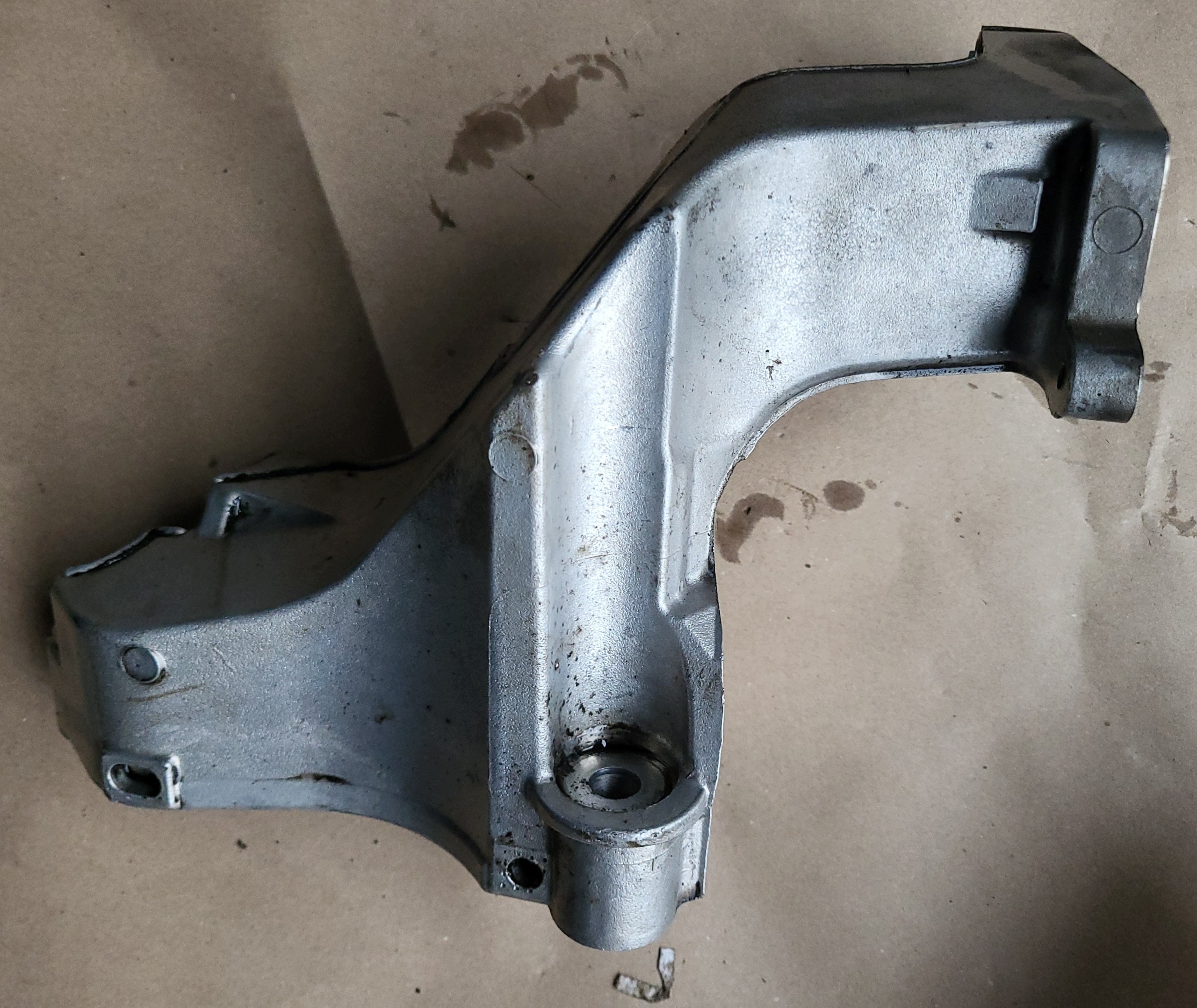 holder holder engine mount SAAB 9-5 5063292 OE