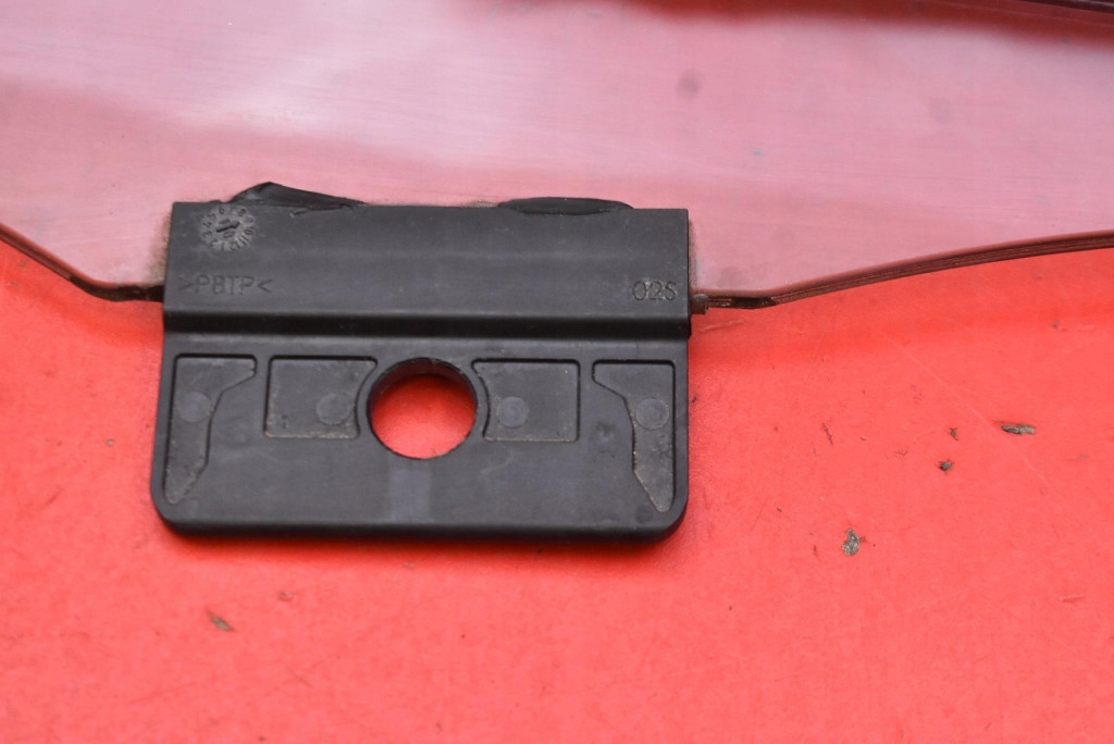 window side right rear part rear AUDI A8 D4 LONG 10-14