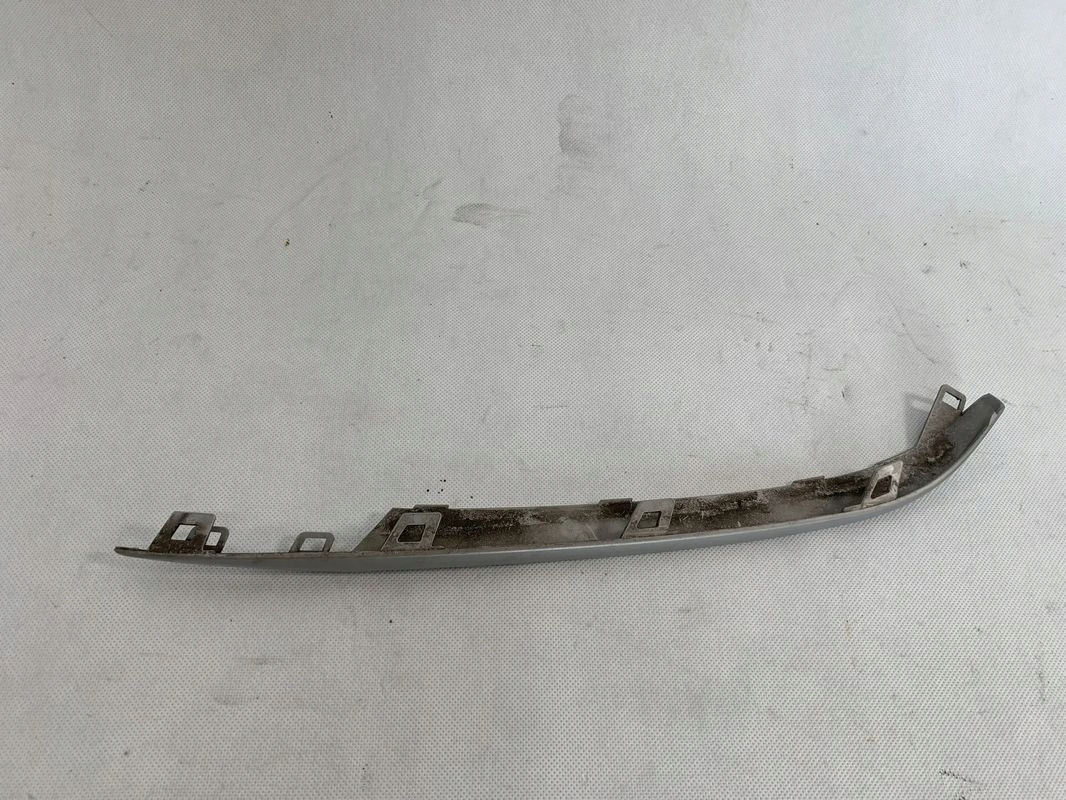 BMW 5 V G30 G31 moulding grid left bumper front front
