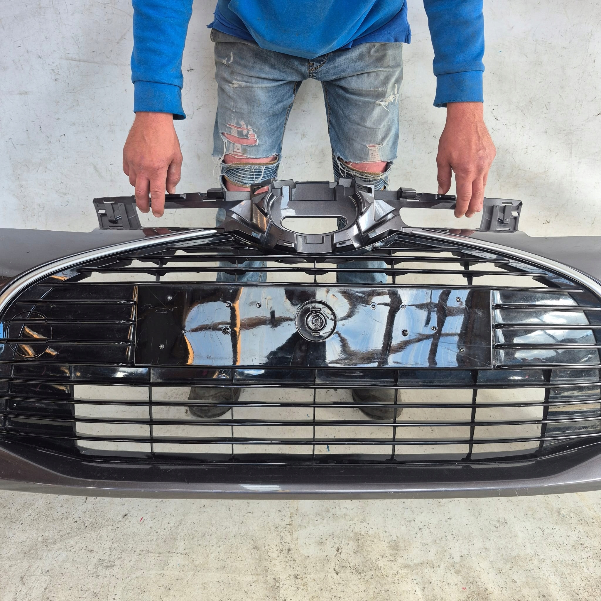 TOYOTA YARIS III 3 LIFT 14-17 bumper front front