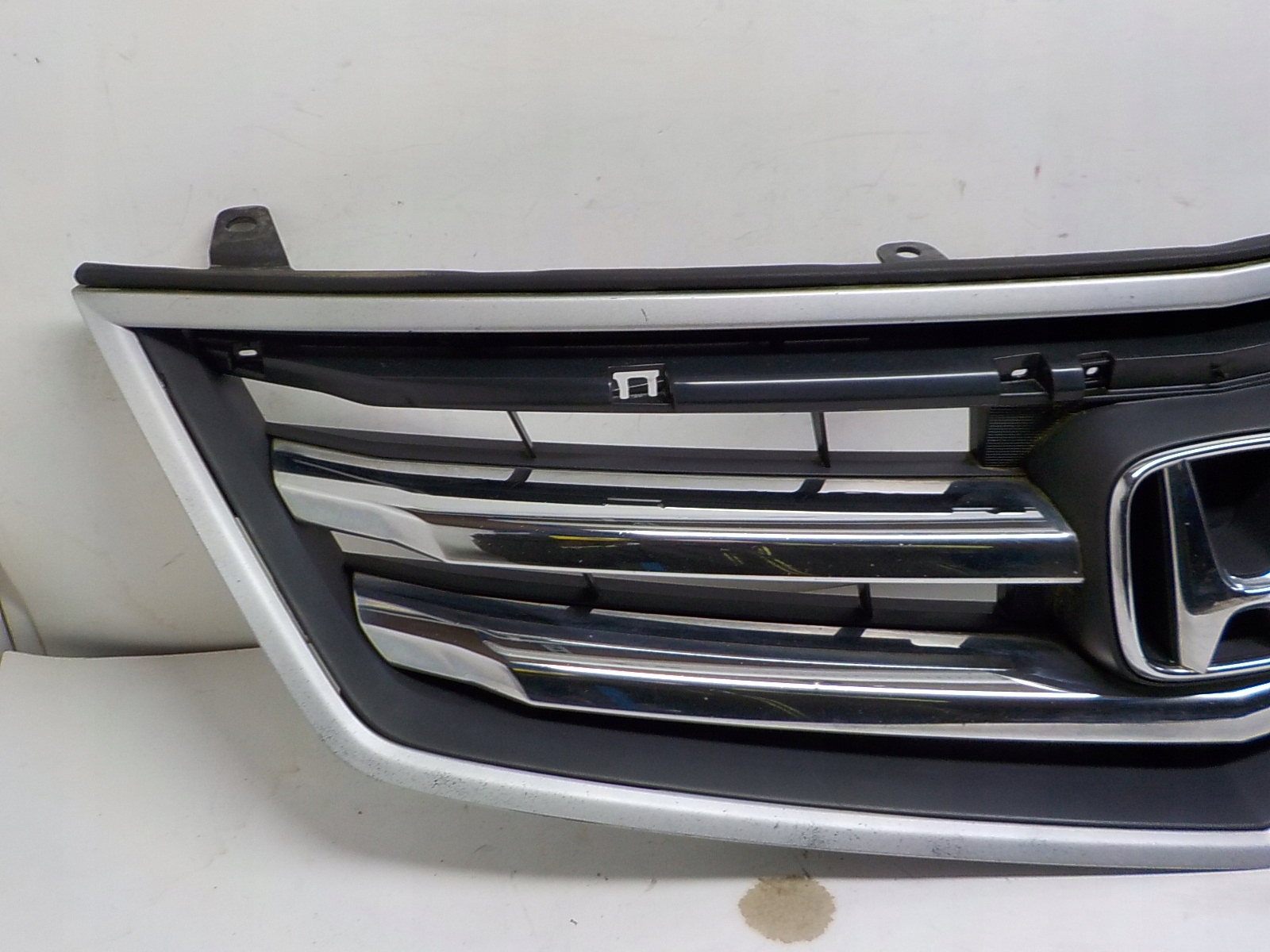 HONDA ACCORD VIII 8 grill grille radiator