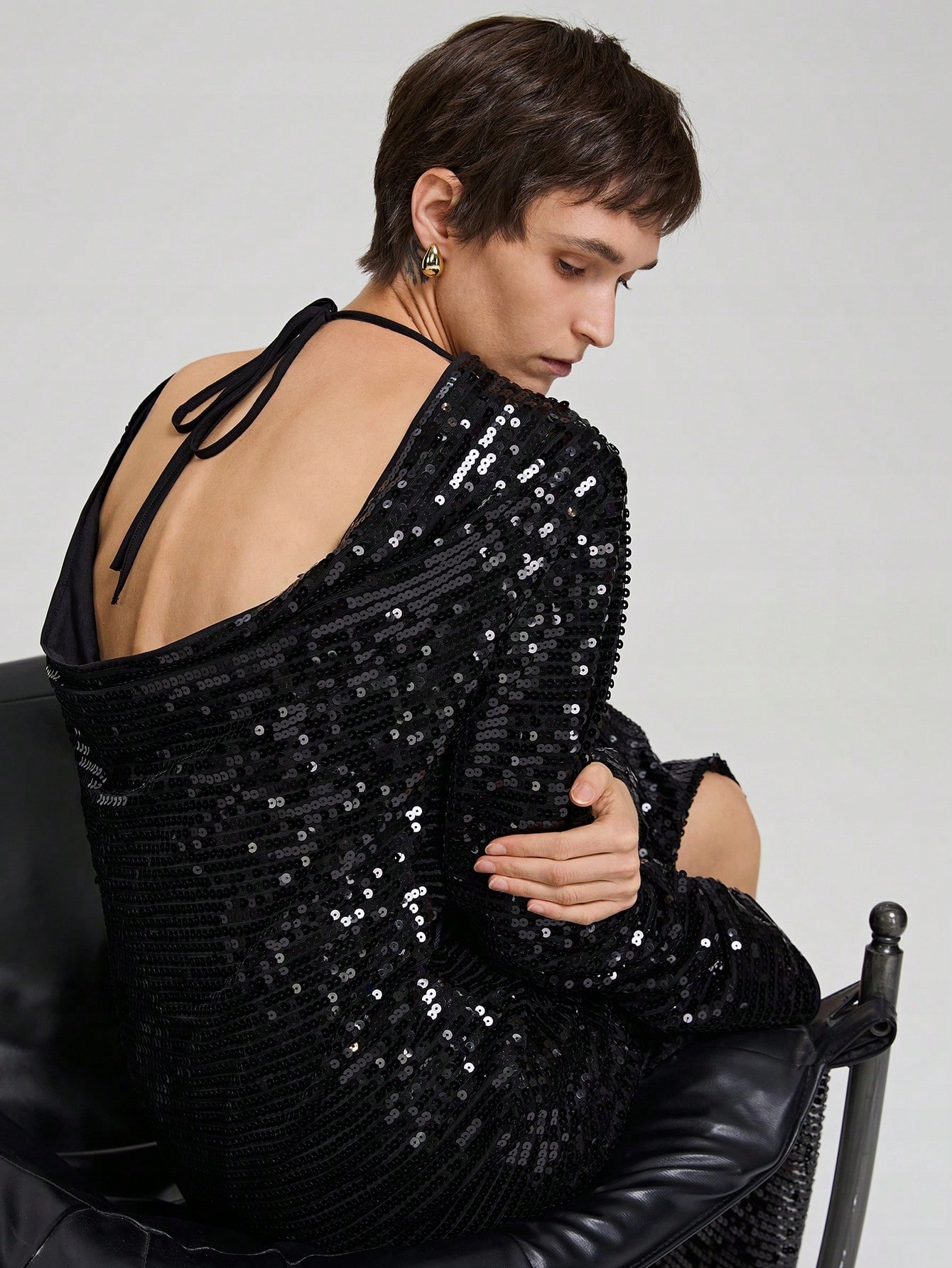 Šaty S Splývavým Výstřihem Na Zádech Shein M