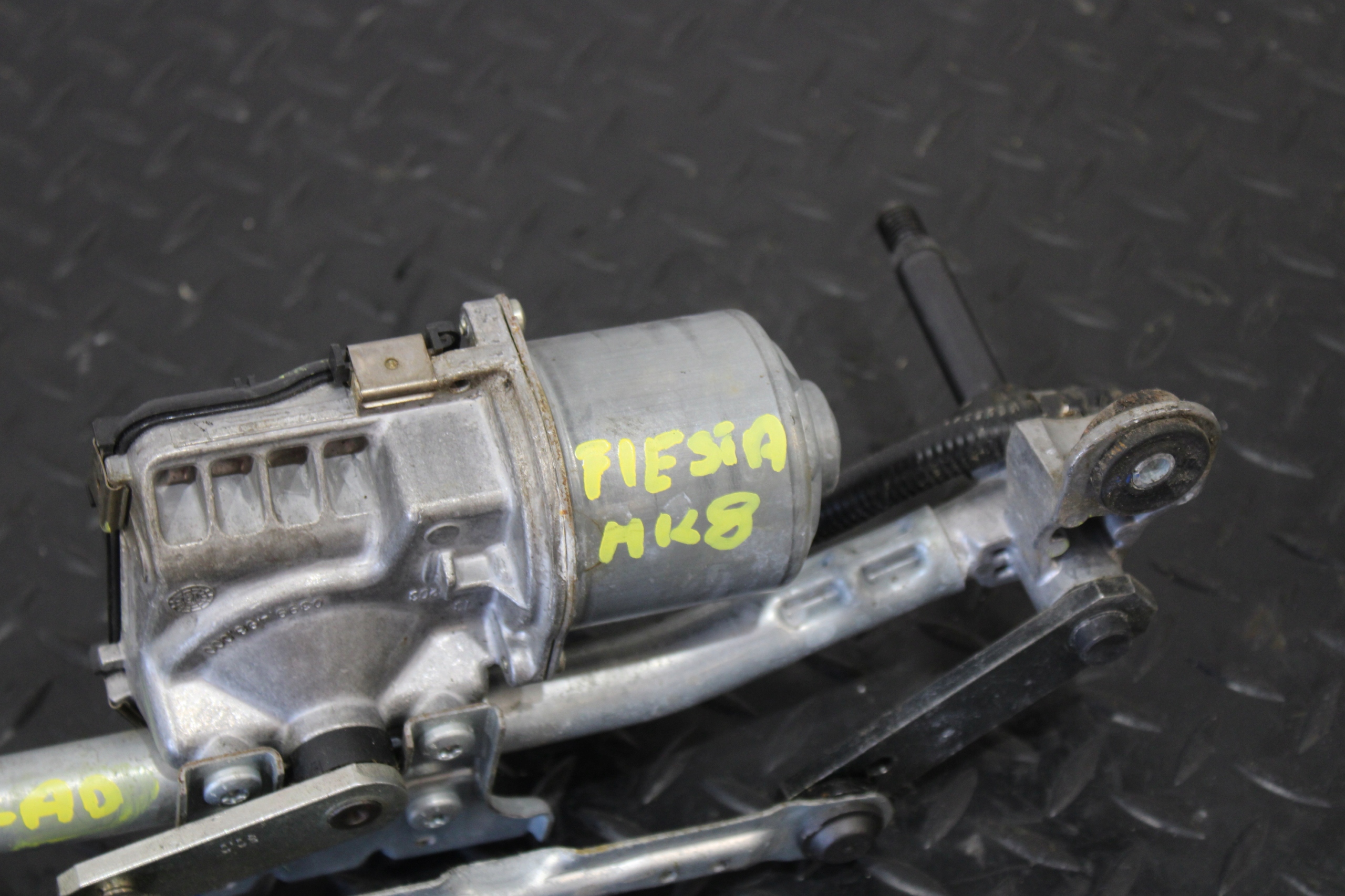 Wischergestänge FORD FIESTA MK8 H1BB-17500-AD