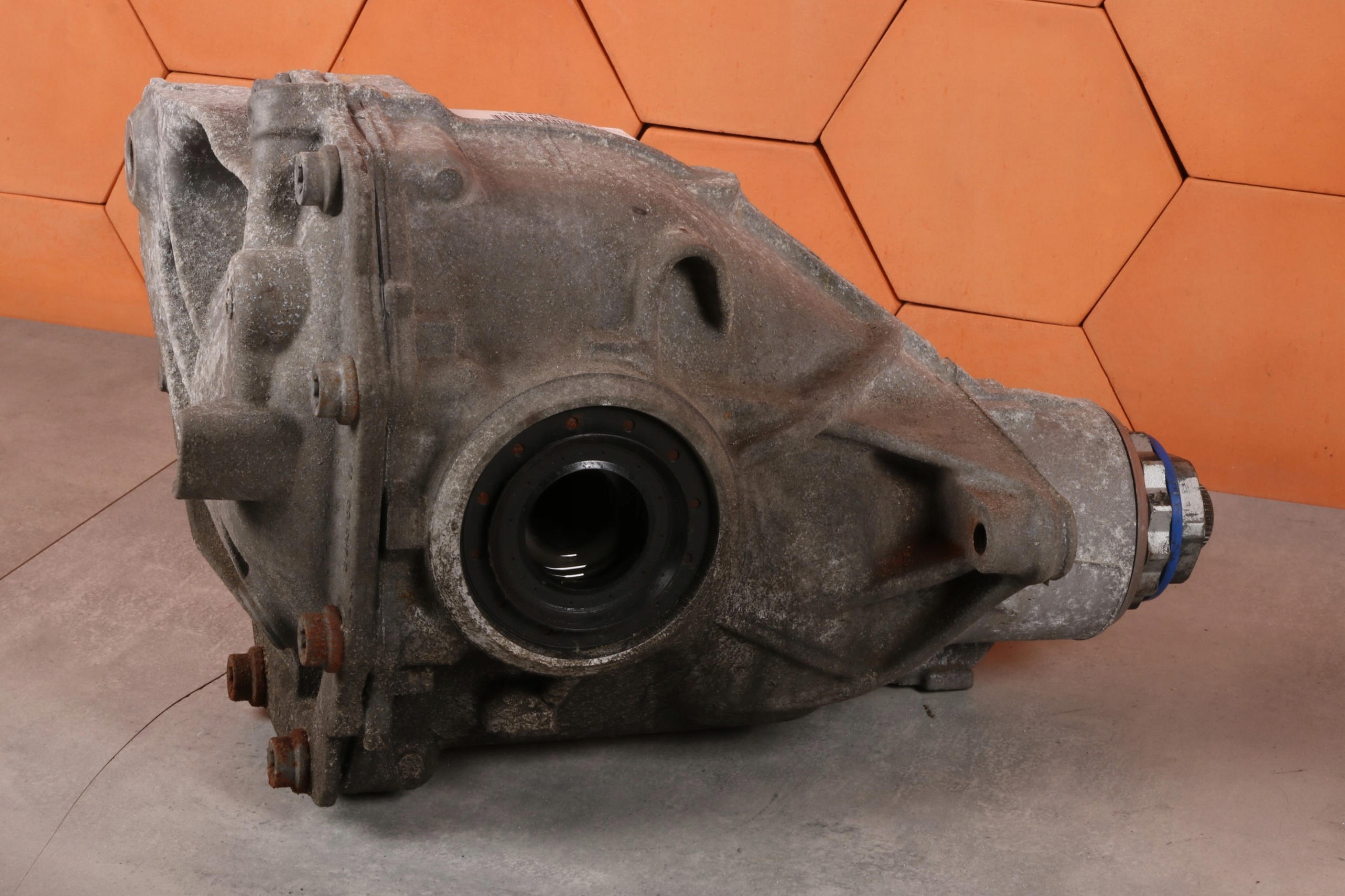 BMW X3 G01 X4 G02 20iX 30iX M40iX differenciál hátsó differenciál differenciál 3.38 8643134