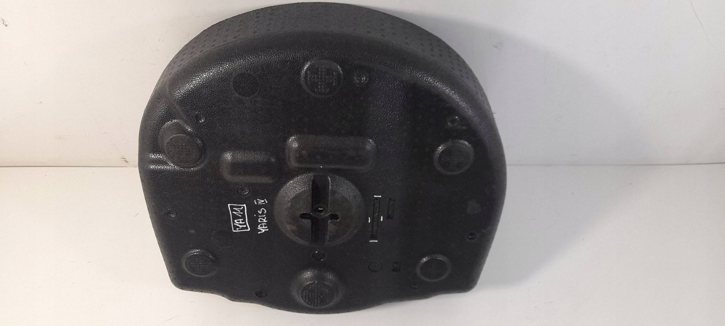 Toyota Yaris XP21 insert polystirene boot 64993K0050 (YA11)