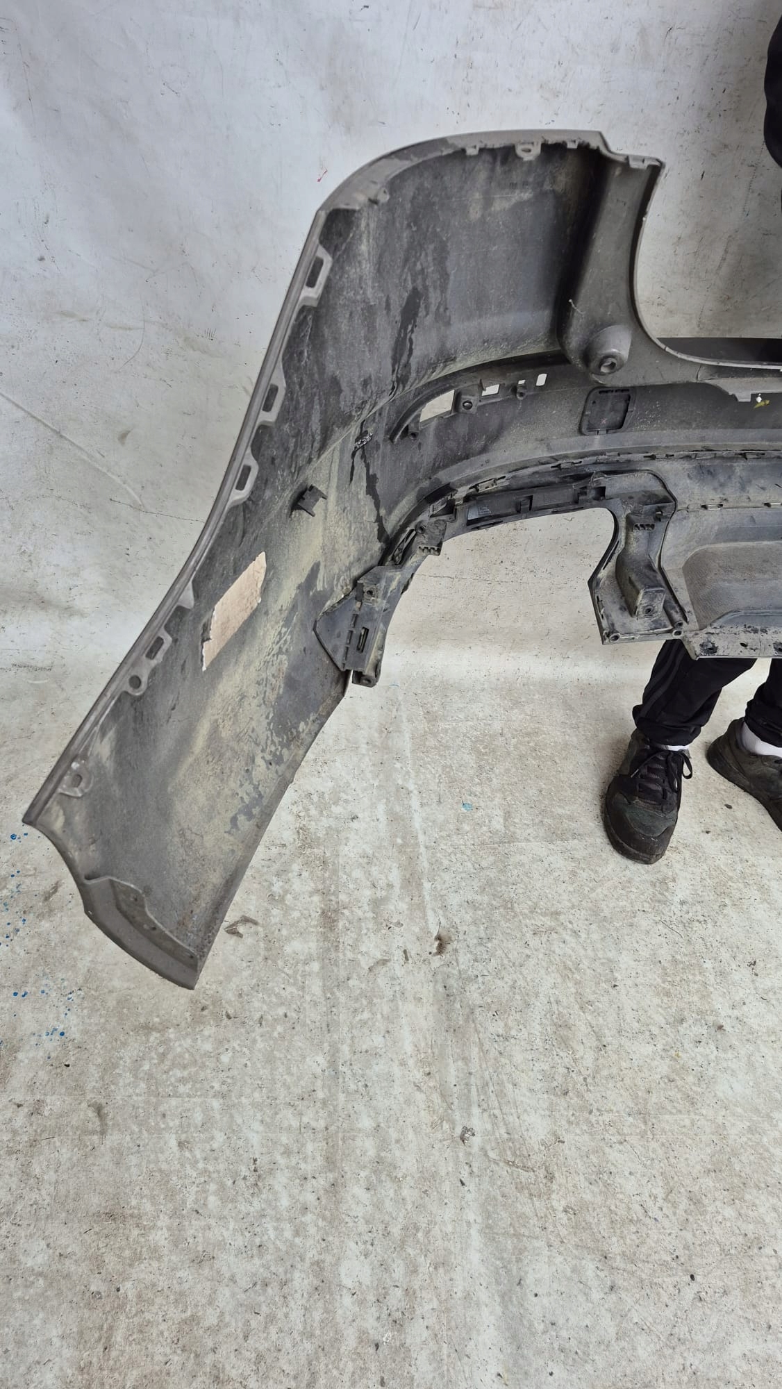 VOLVO V60 II 2 18-> bumper rear part rear PDC