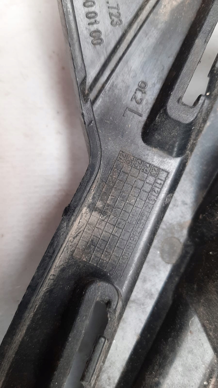 SKODA OCTAVIA IV 5E3 left support console GRILLA front