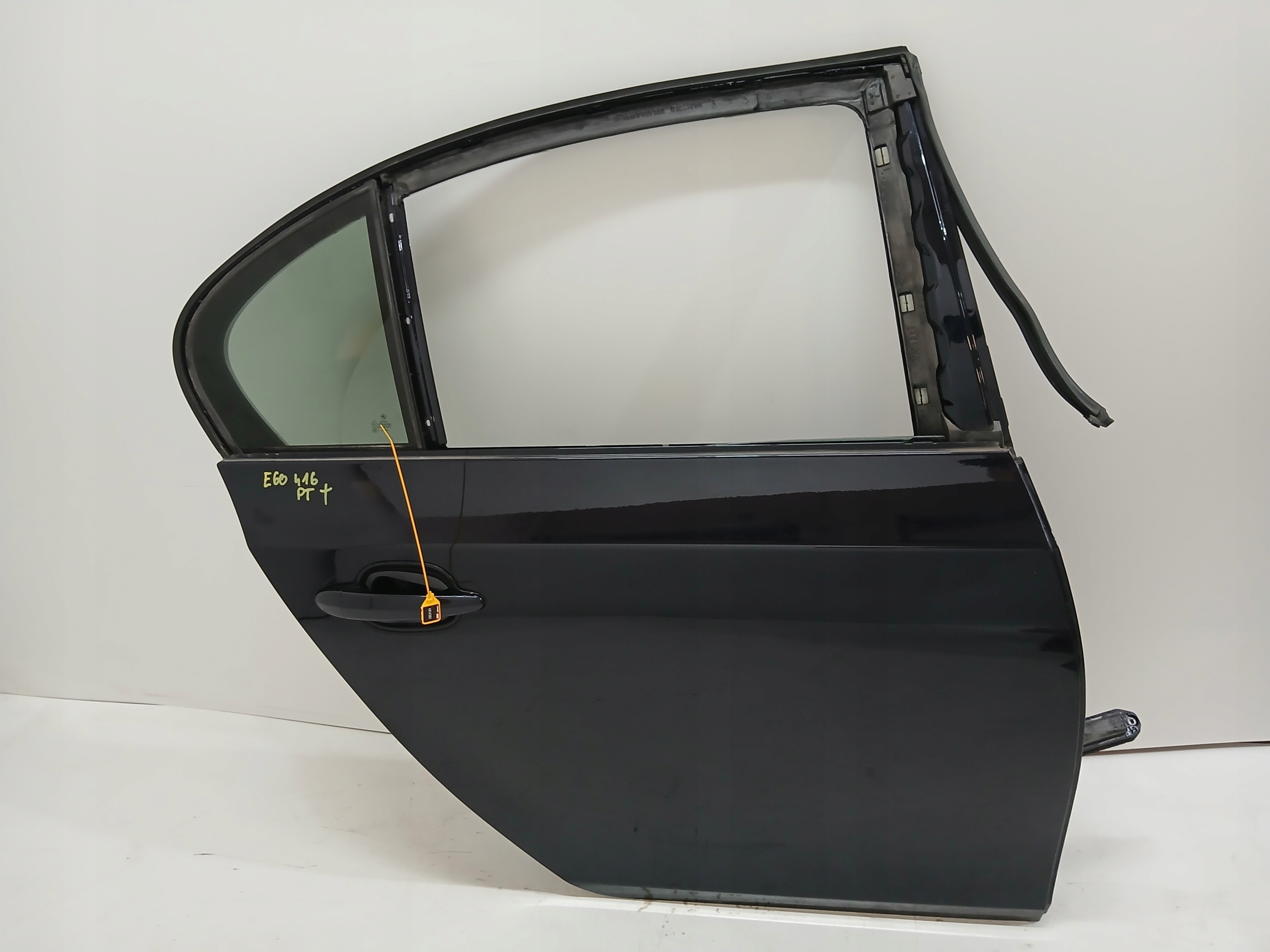 door right rear. BMW E60 CARBONSCHWARZ 416/9