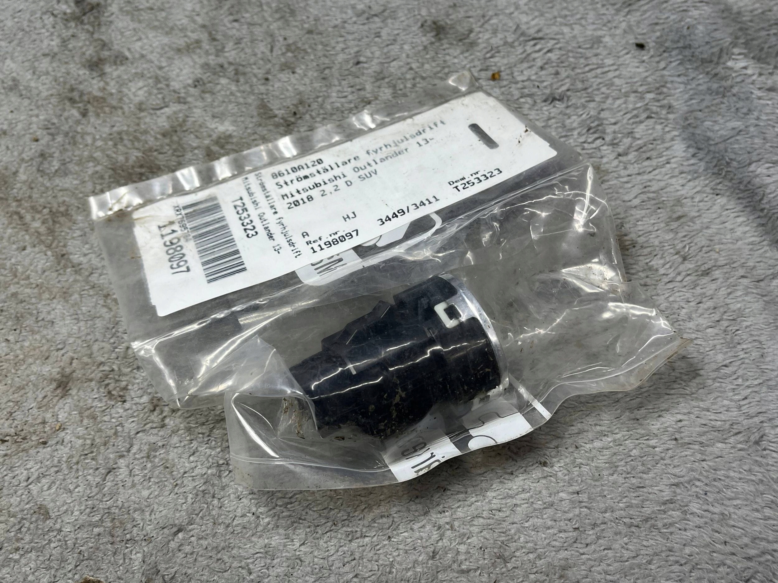 switch NAPEDOW Mitsubishi 8610A120