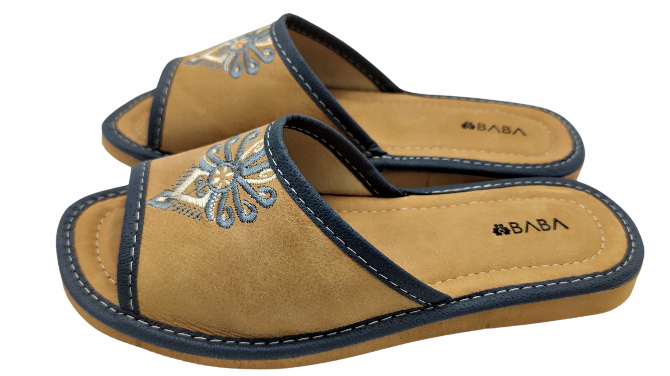 KAPCIE SKÓRZANE DAMSKIE PANTOFLE PREMIUM FOLK Model PARZENICA