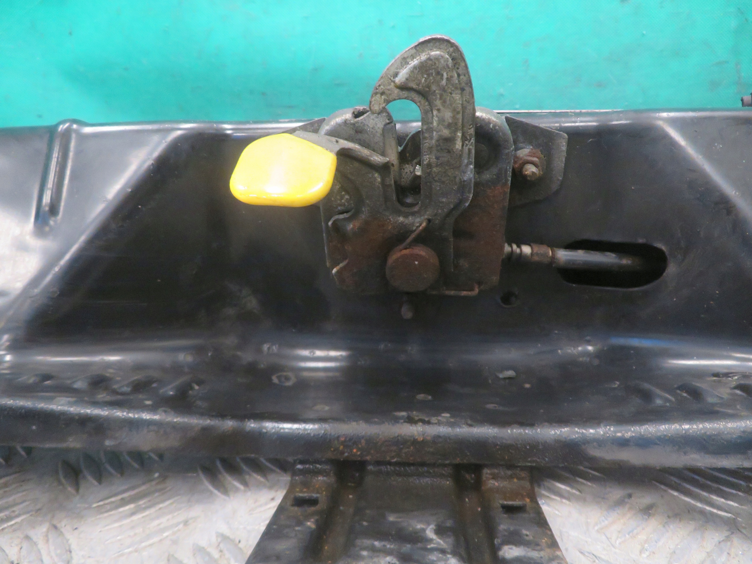 support panel for radiators lock BOXER JUMPER DUCATO 13R
