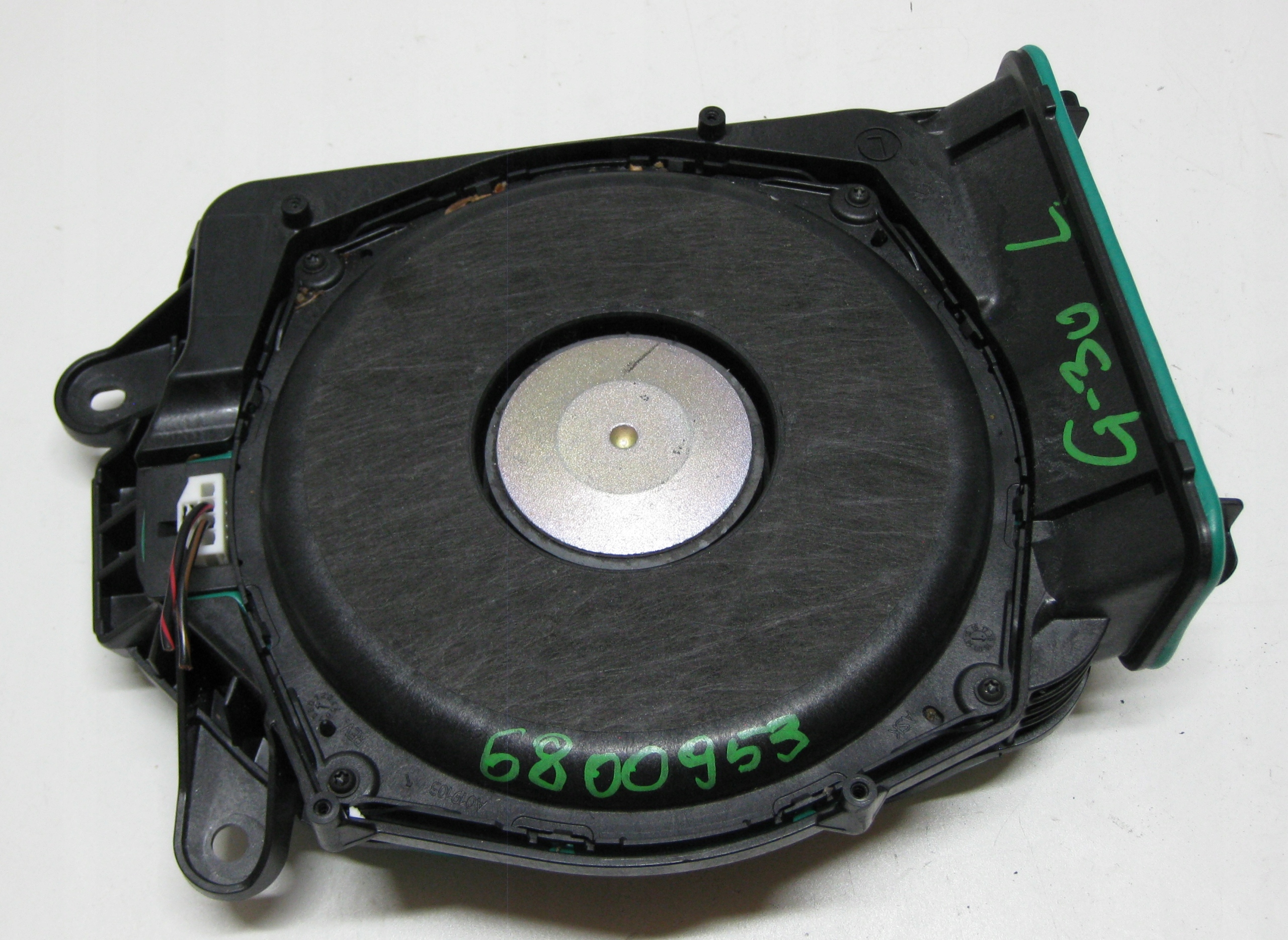 BMW 5 G30 3.0D 19R speaker NISKOTONOWY left 6800953