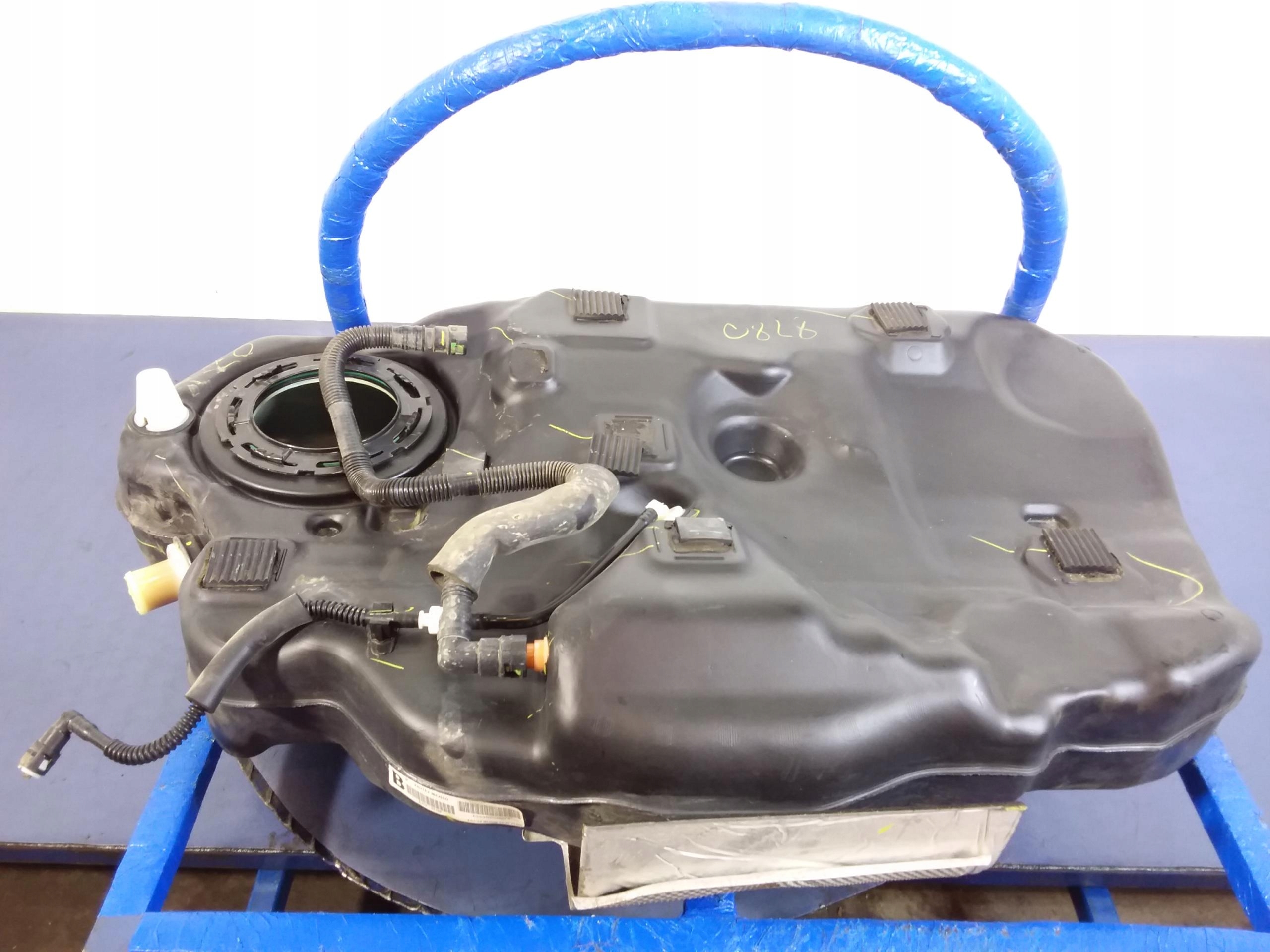 MAZDA 3 BM СЕДАН 2.0 B ТОПЛИВНЫЙ БАК БАК