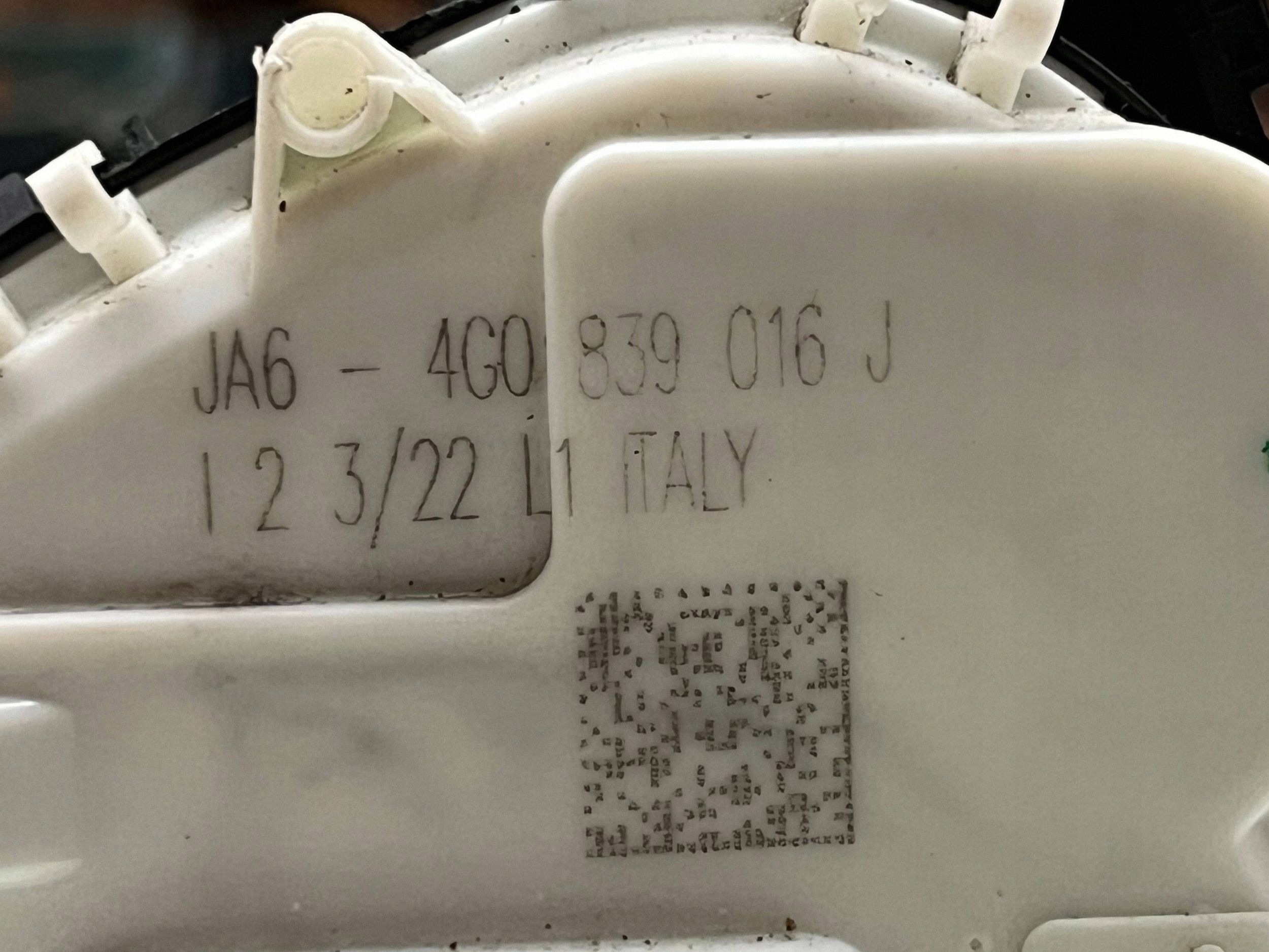 AUDI A6 C7 lock door right rear part 4G0839016J @M