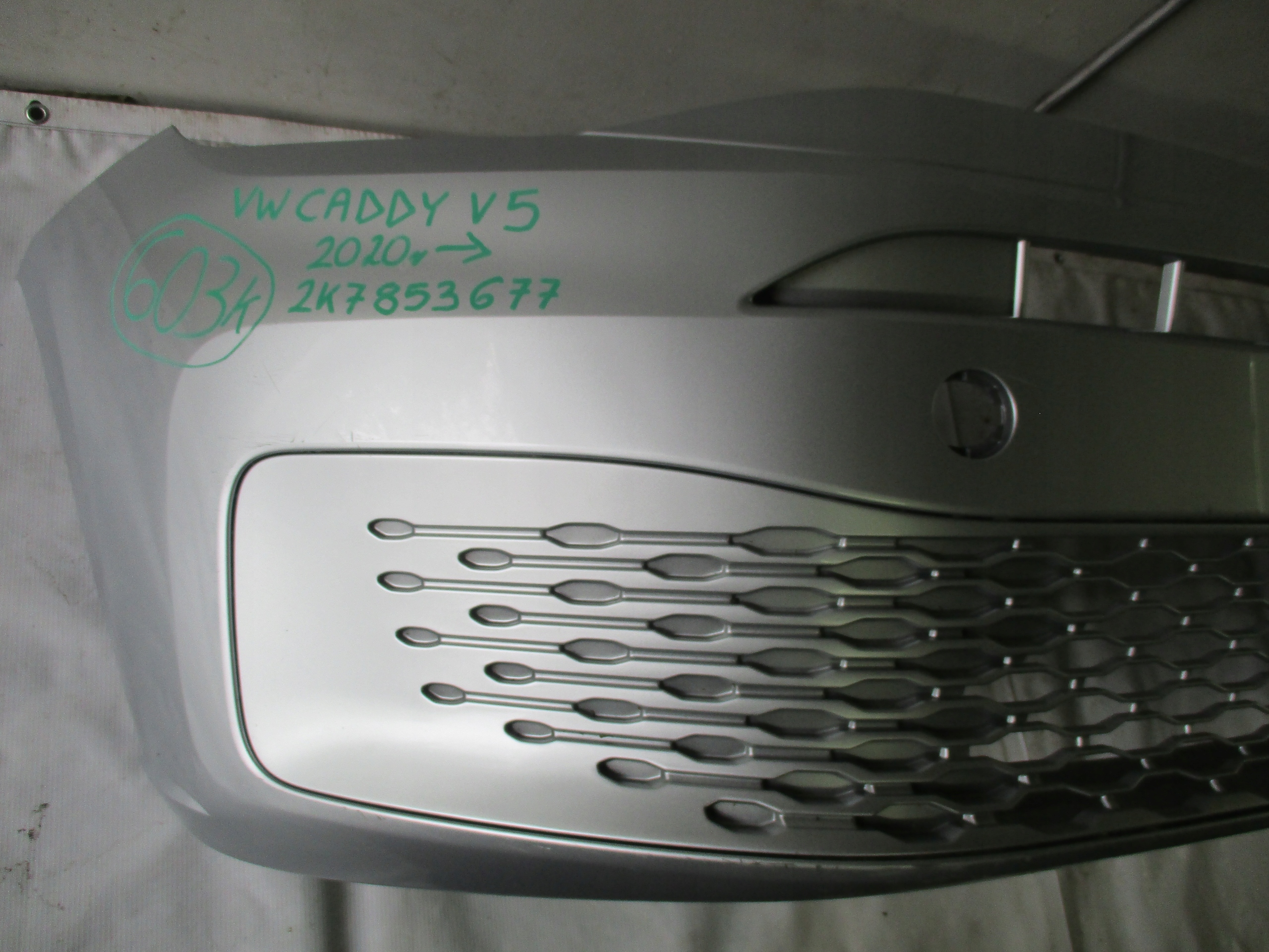 bumper front front VW Caddy 2K7 new MODEL