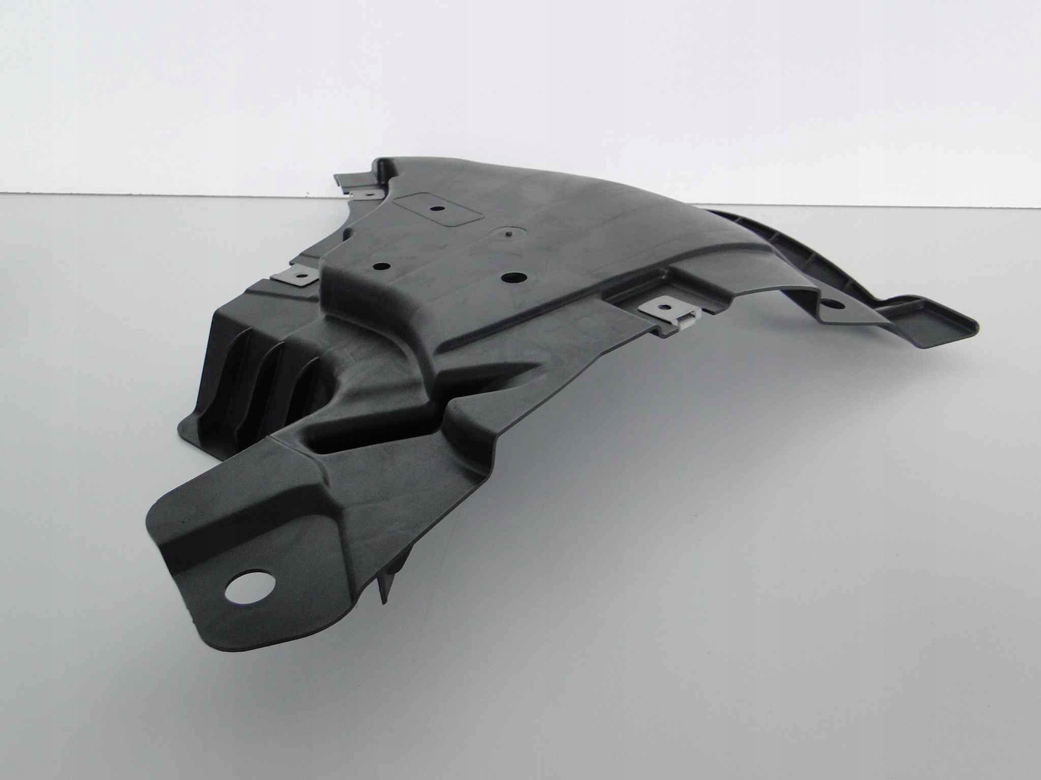 MERCEDES CLS 257 W257 OSŁONA POD ZDERZAK PRAWA Typ samochodu Samochody osobowe