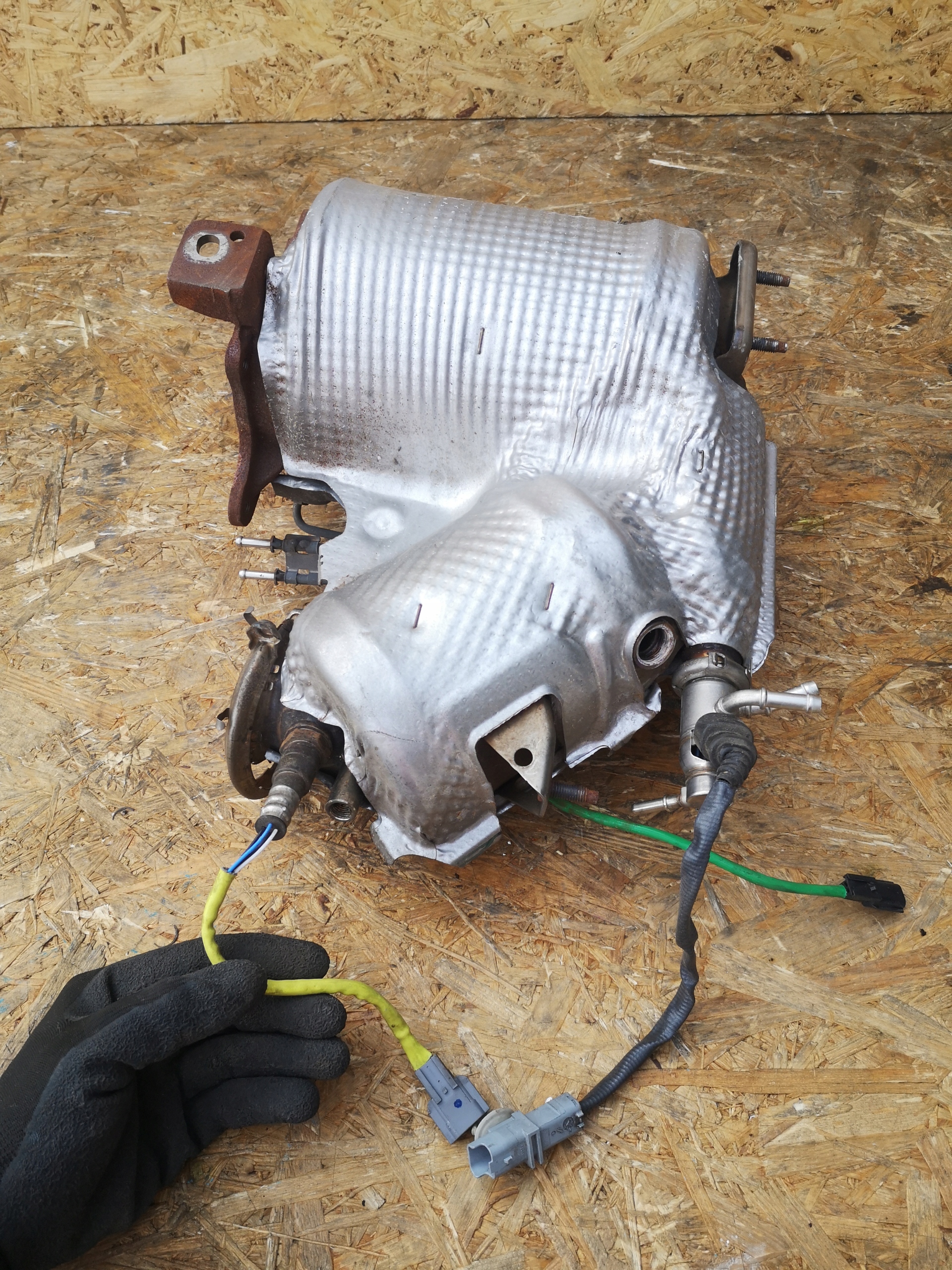 renault MEGANE IV 1.5 катализатор DPF 208022037R