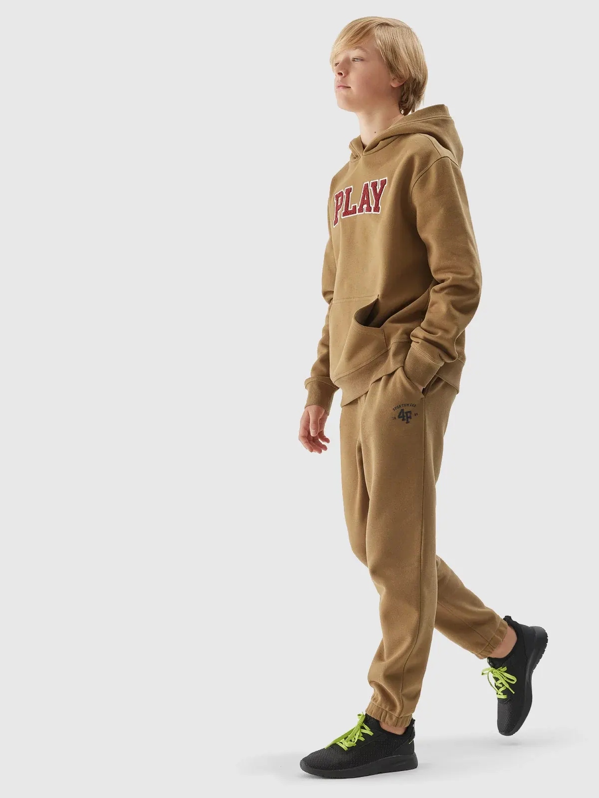 SPODNIE DRESOWE CHŁOPIĘCE 4F JUNIOR DZIECIĘCE BAWEŁNA AW23M419 Rozmiar (new) 164 (159 - 164 cm)